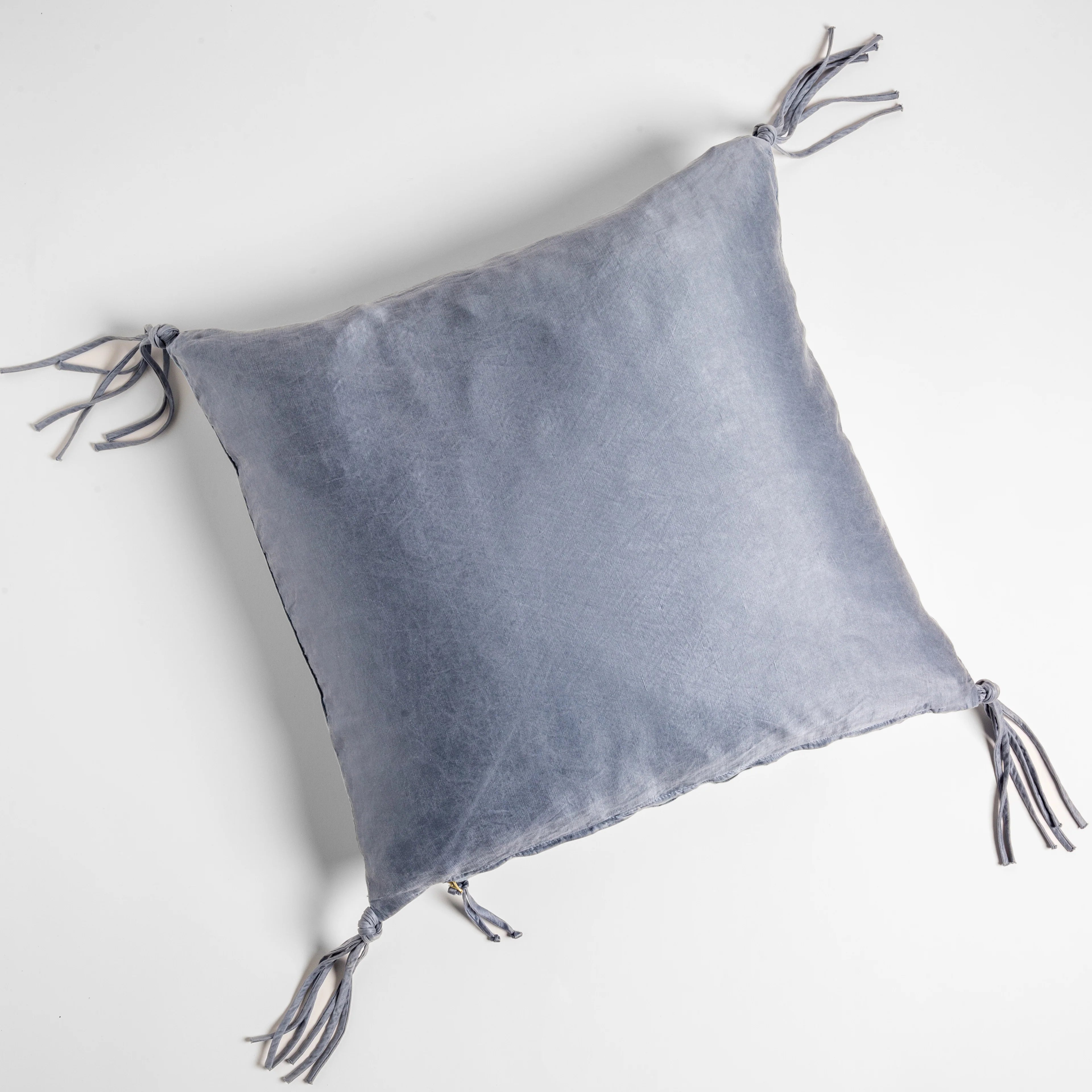 Bella Notte Taline Throw Pillow
