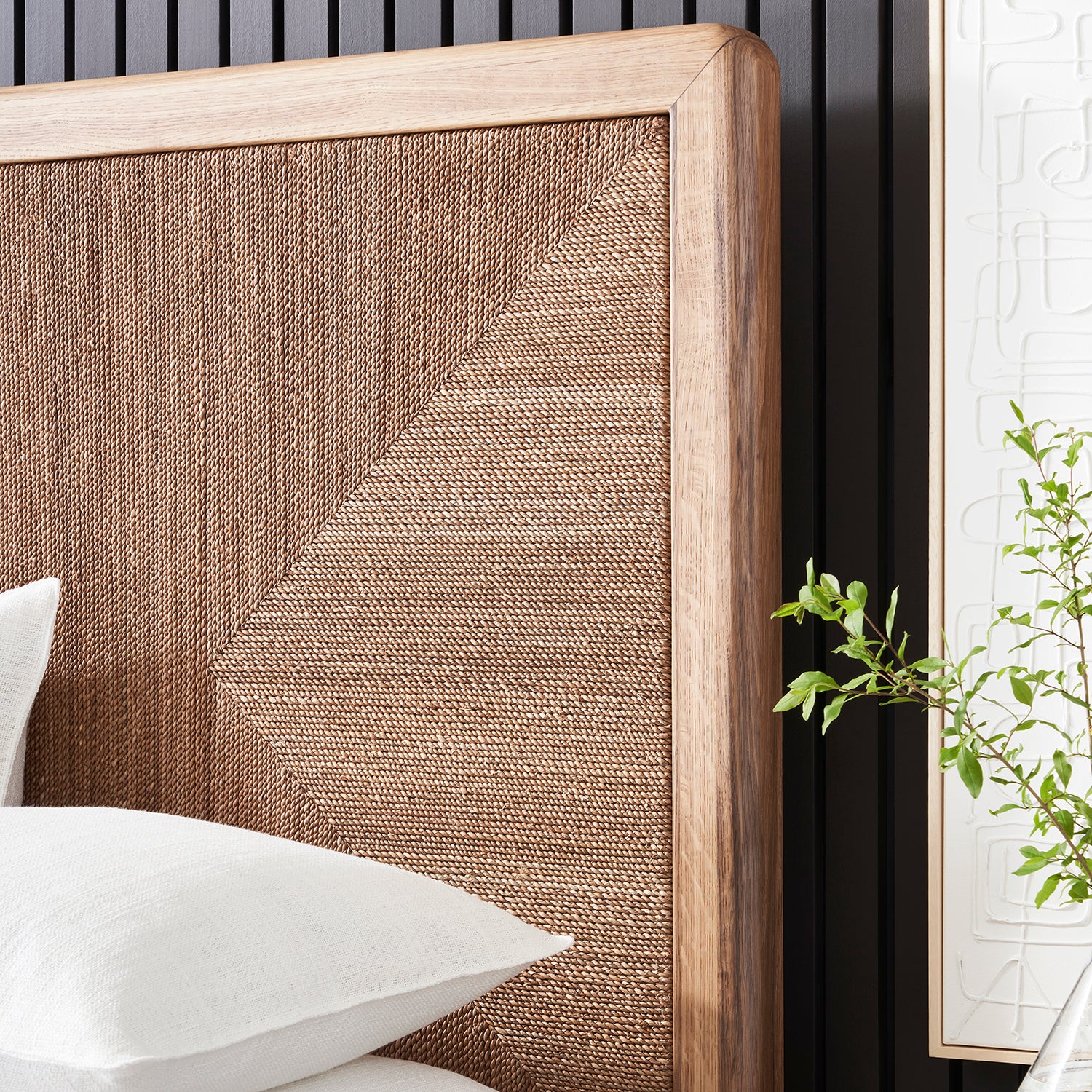 Vanguard Furniture Form Wheat with Natural Lampakanay Bed
