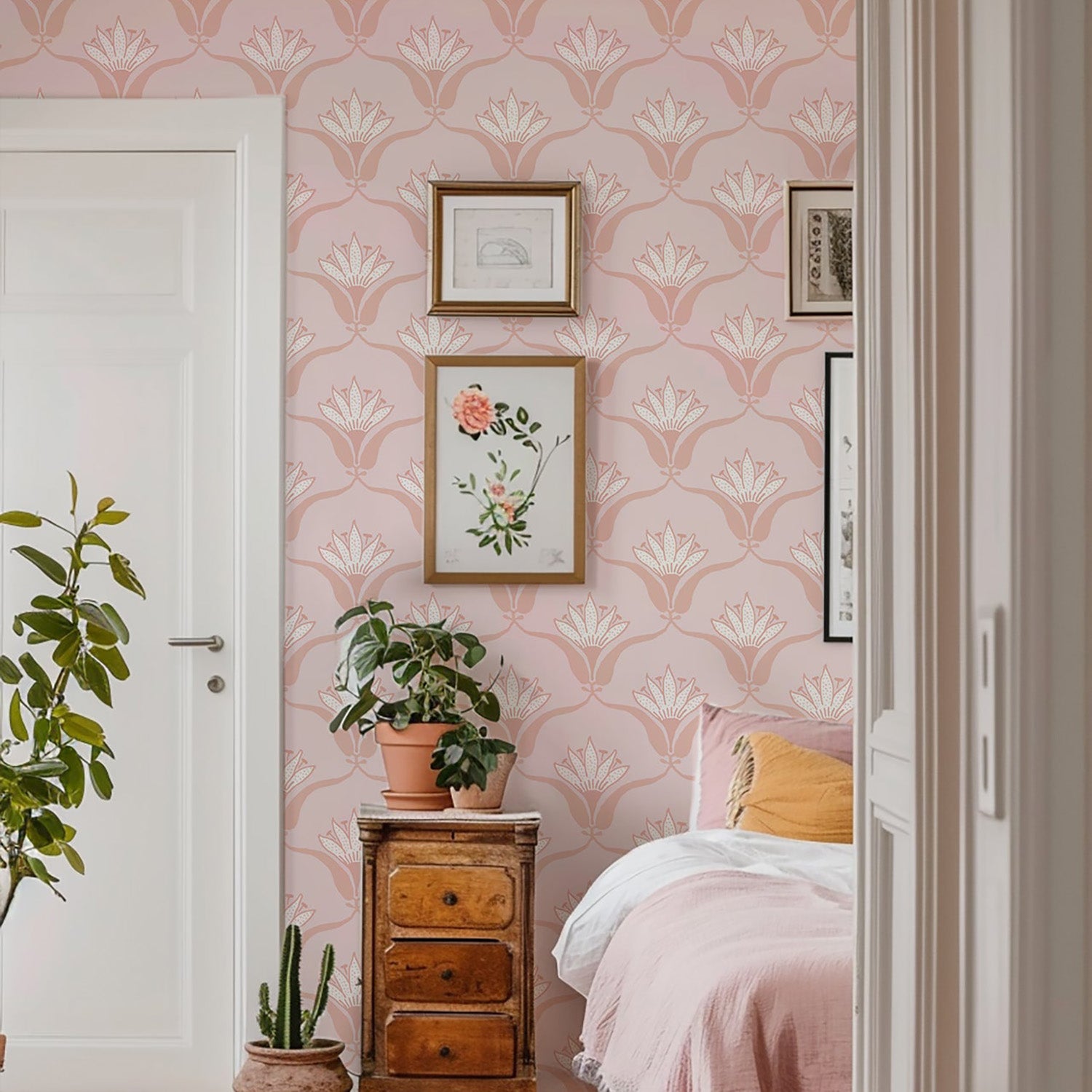 Mitchell Black Wallflower Wallpaper