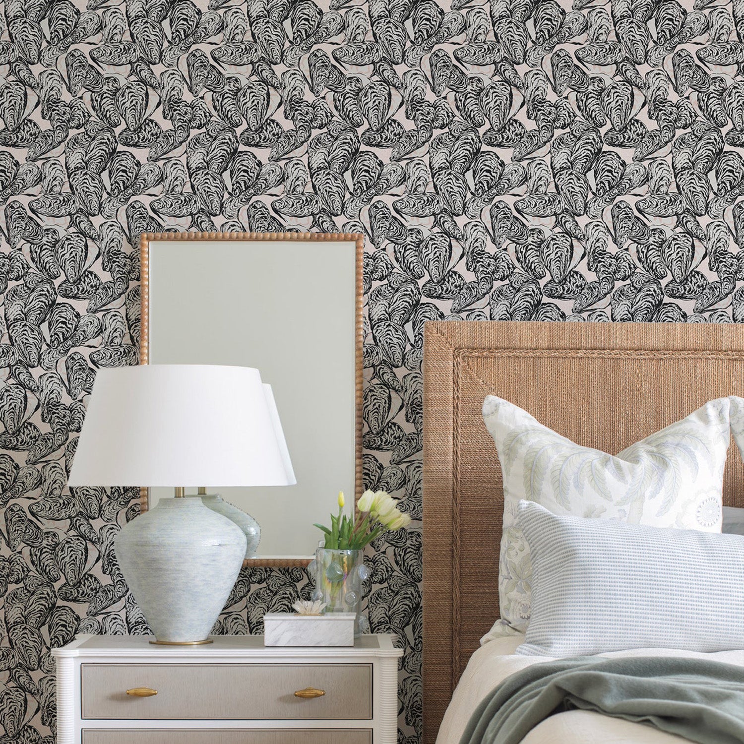 Mitchell Black x Megan Molten Bull's Bay Oysters Wallpaper