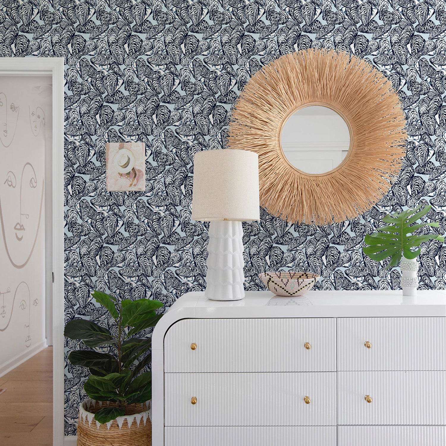 Mitchell Black x Megan Molten Bull's Bay Oysters Wallpaper