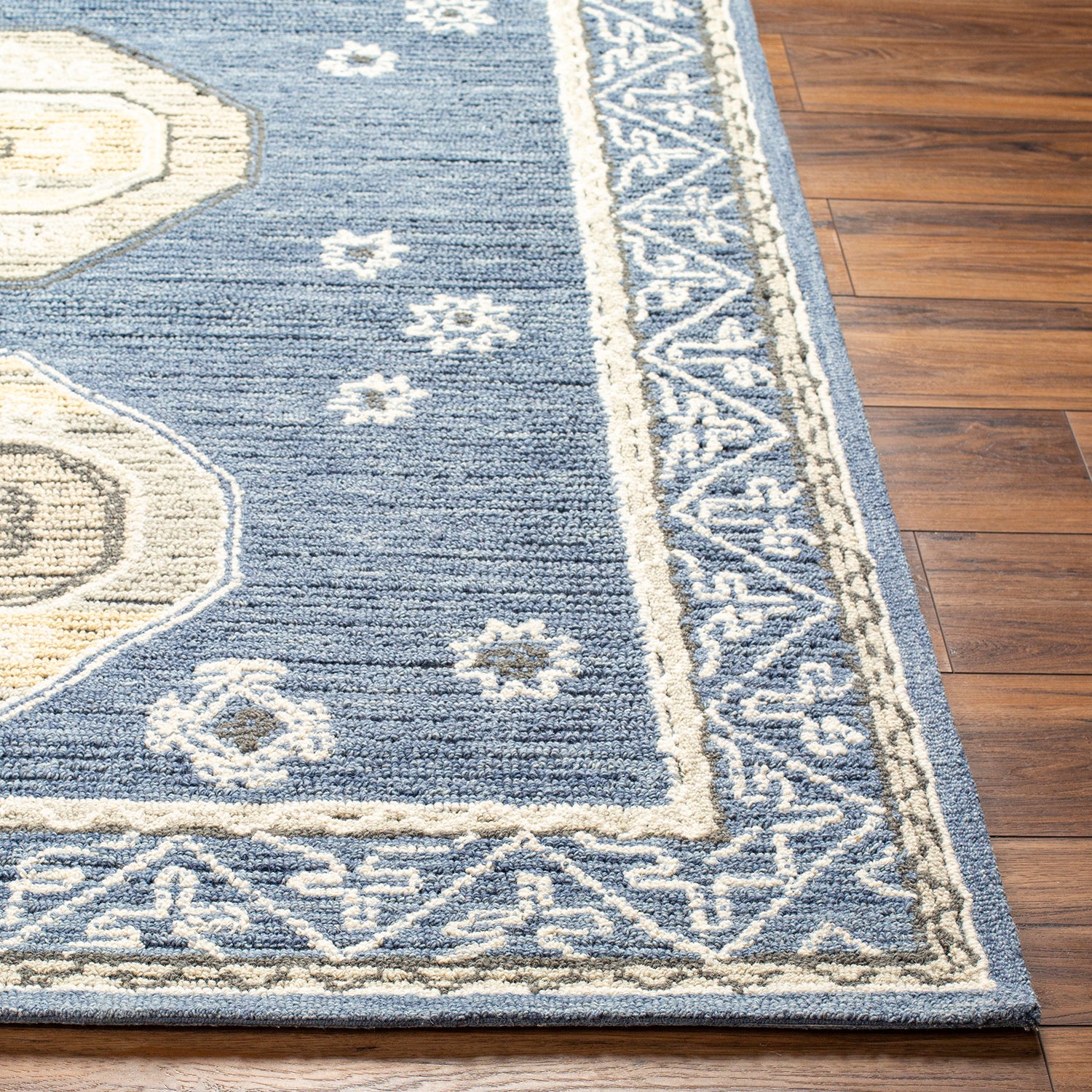 Livabliss Addyson Plate Hand Tufted Rug