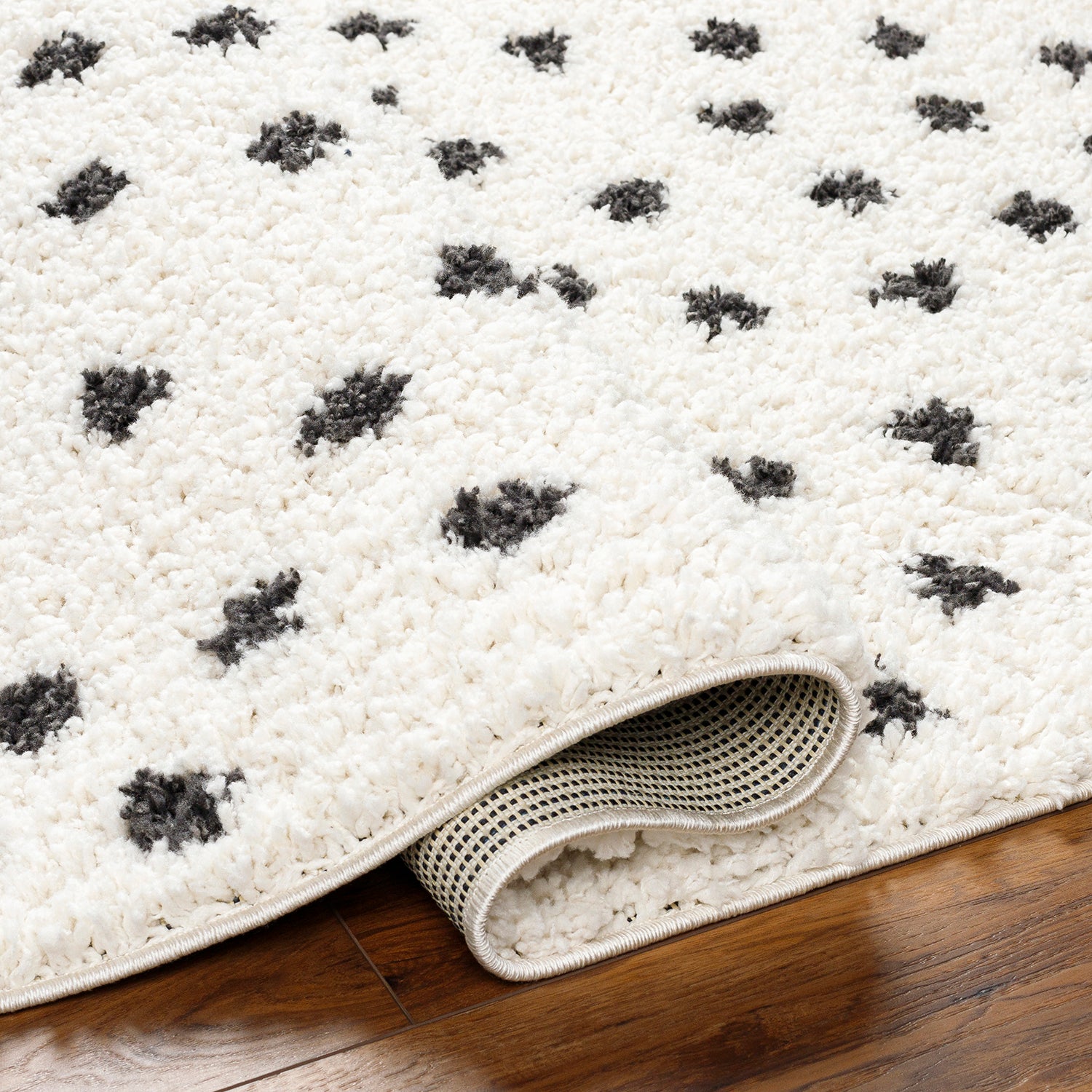 Livabliss Birmingham Spots Machine Woven Rug