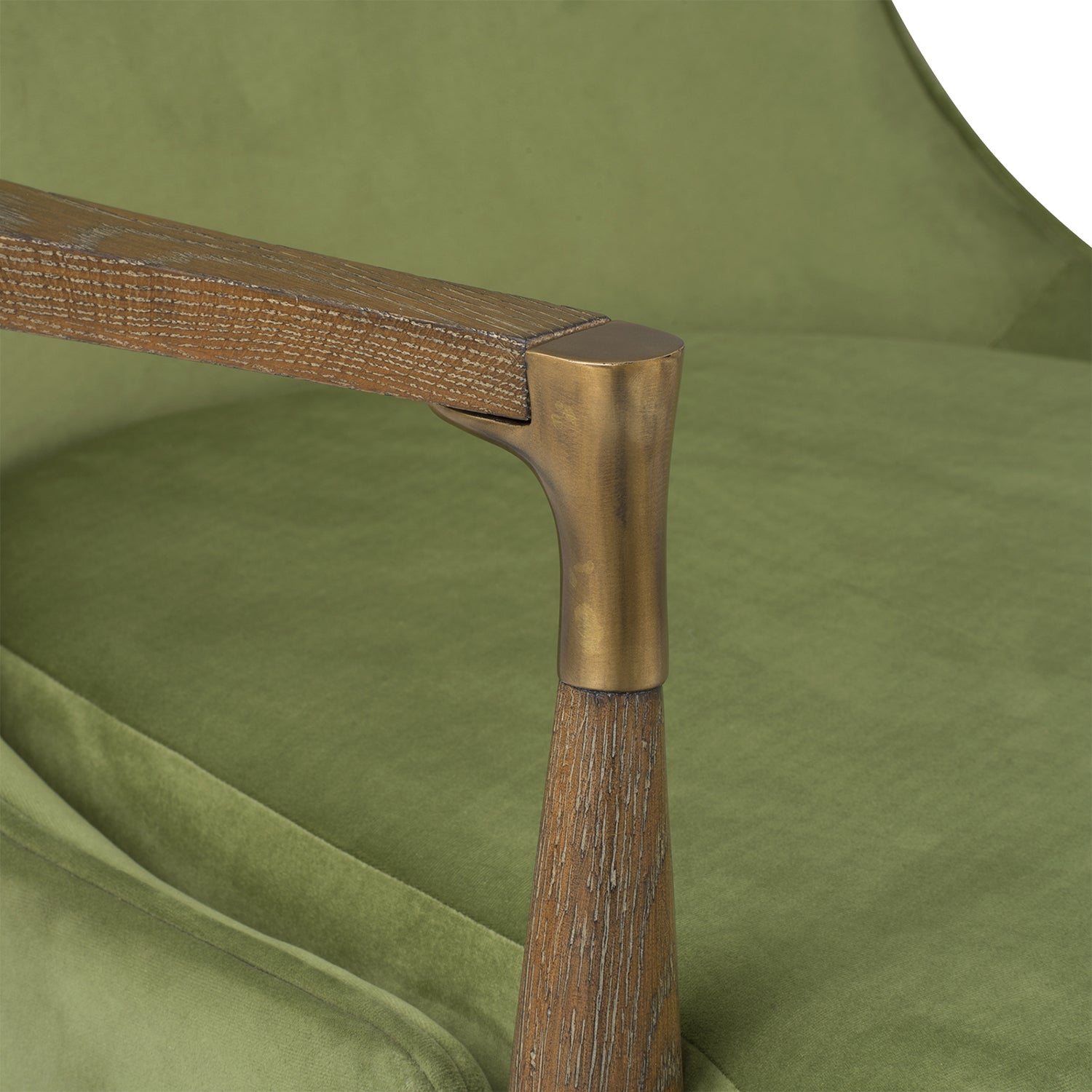 Villa and House Bastian Lounge Chair