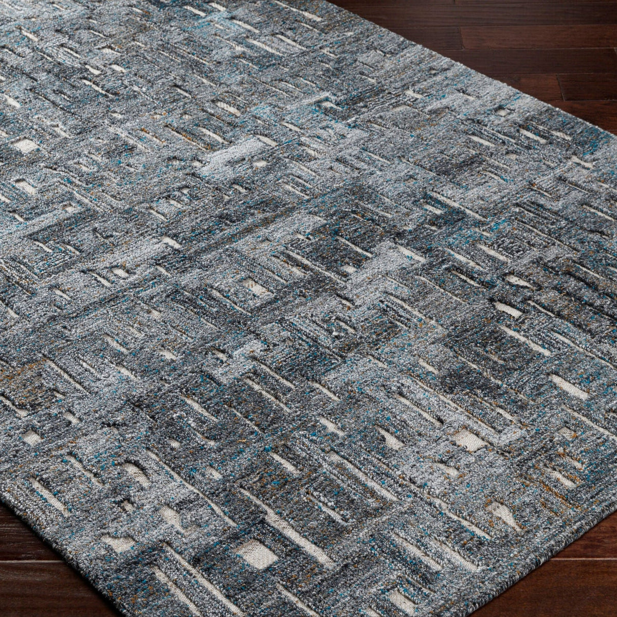 Surya Calgary CGR-2305 Hand Tufted Rug