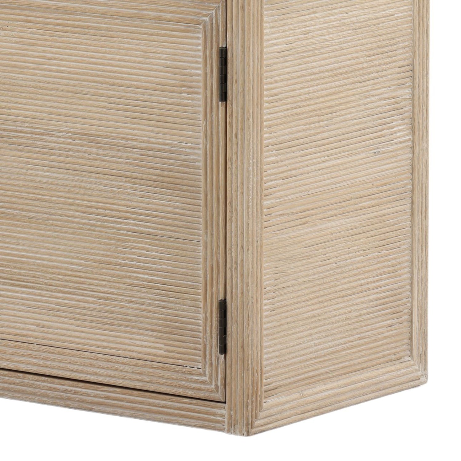 Isla Cabinet
