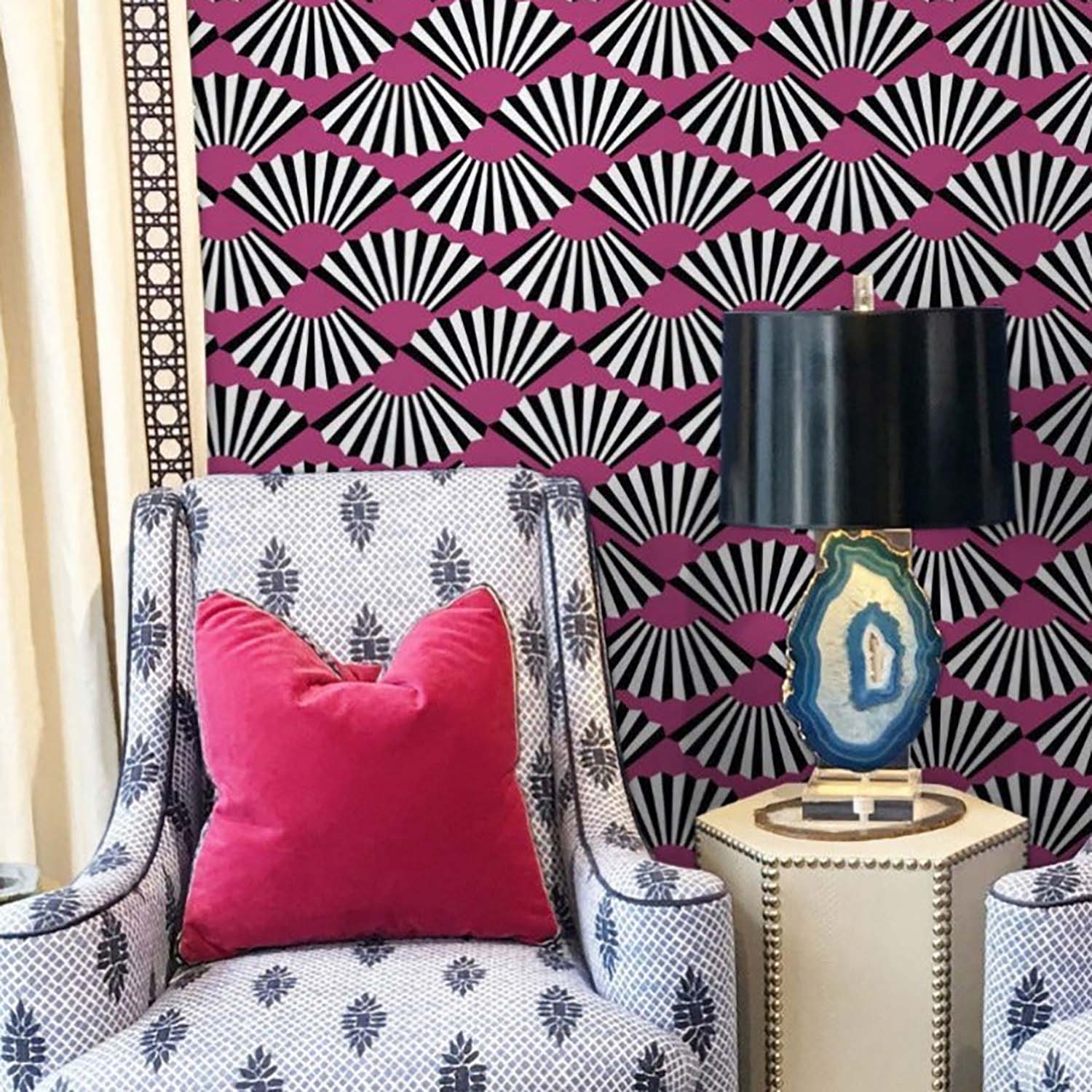 Mitchell Black Fanning Out Wallpaper