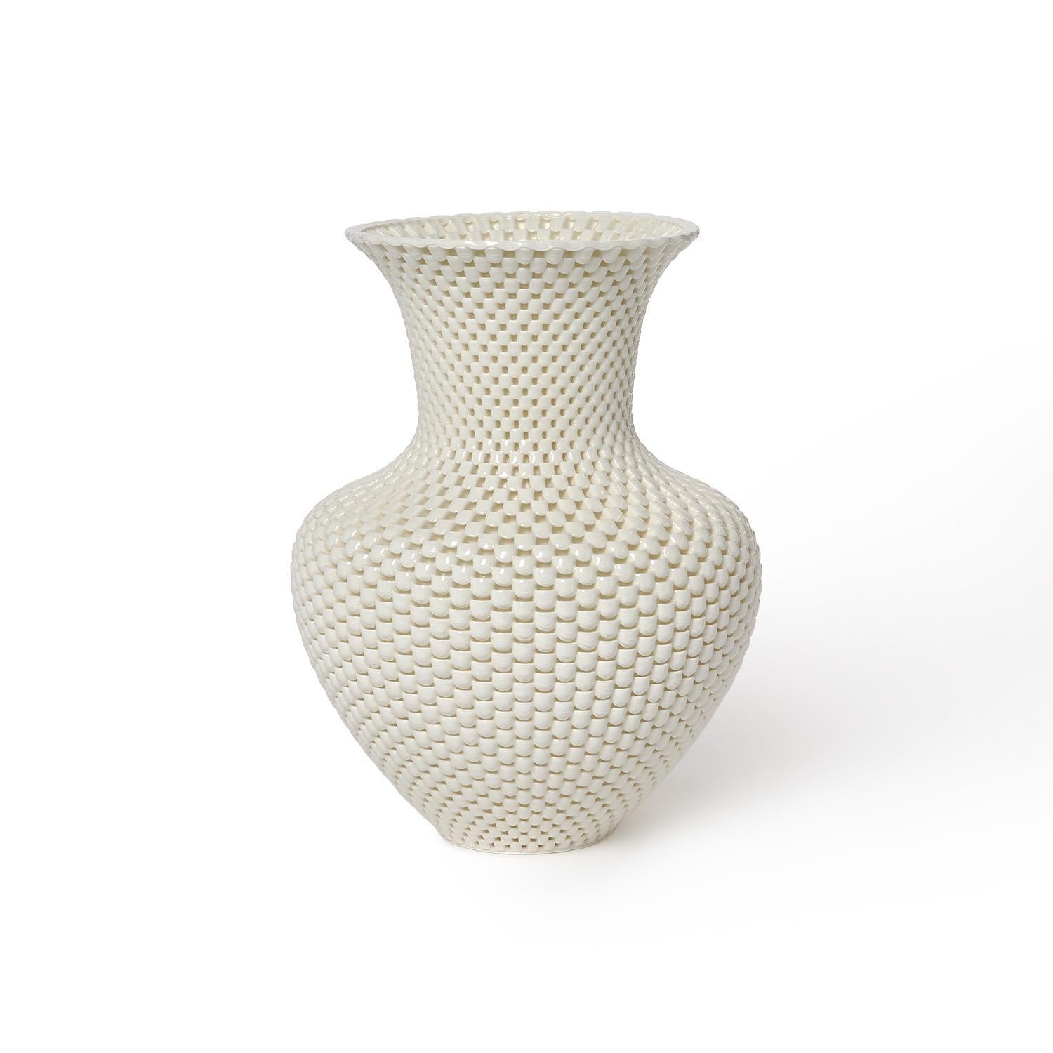 Filigree Vase Set of 2