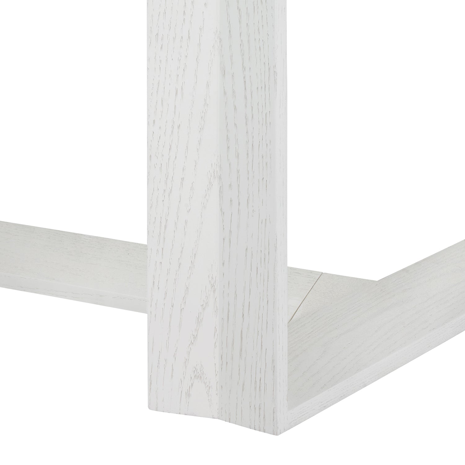 Villa and House Finn Dining Table