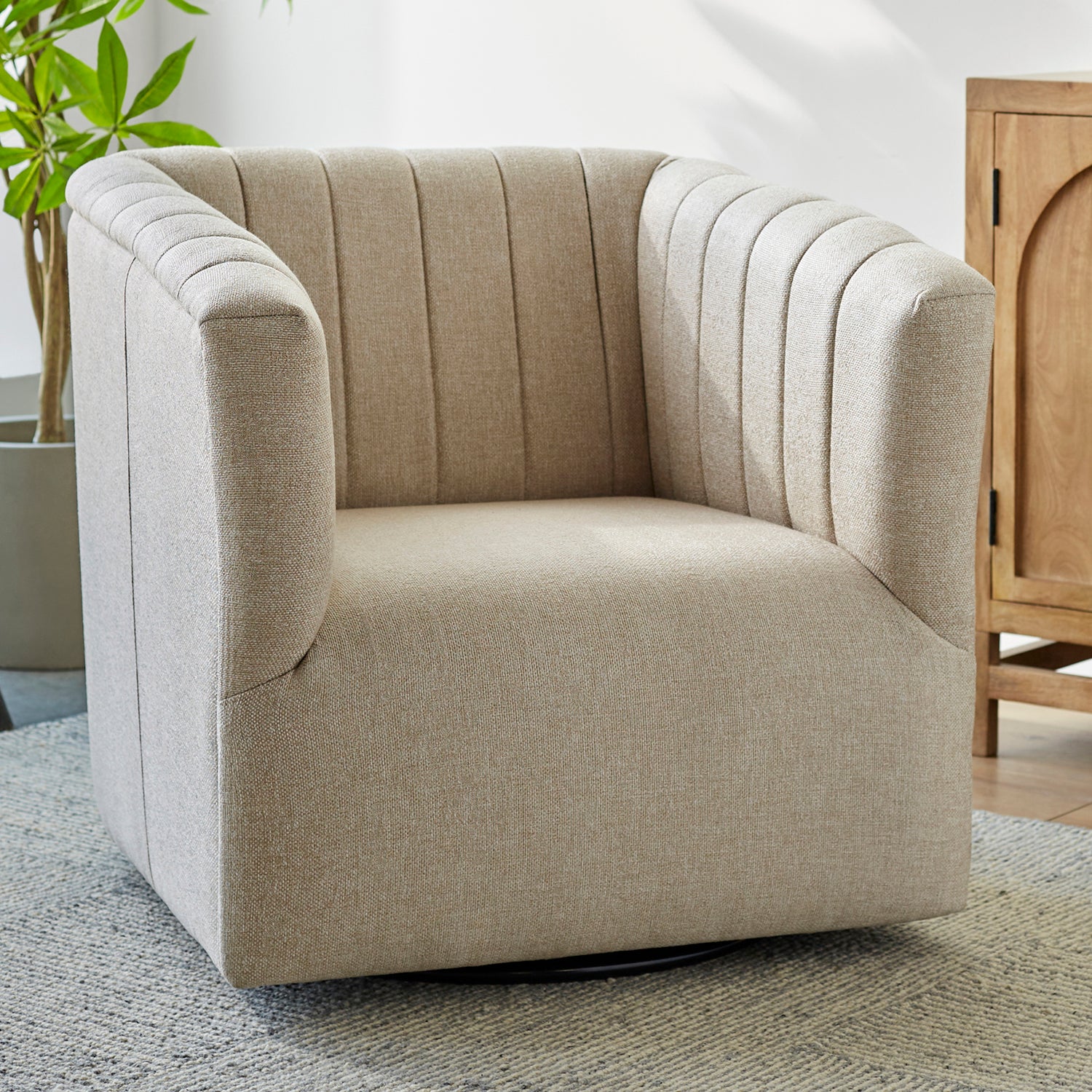 Maggie Swivel Chair