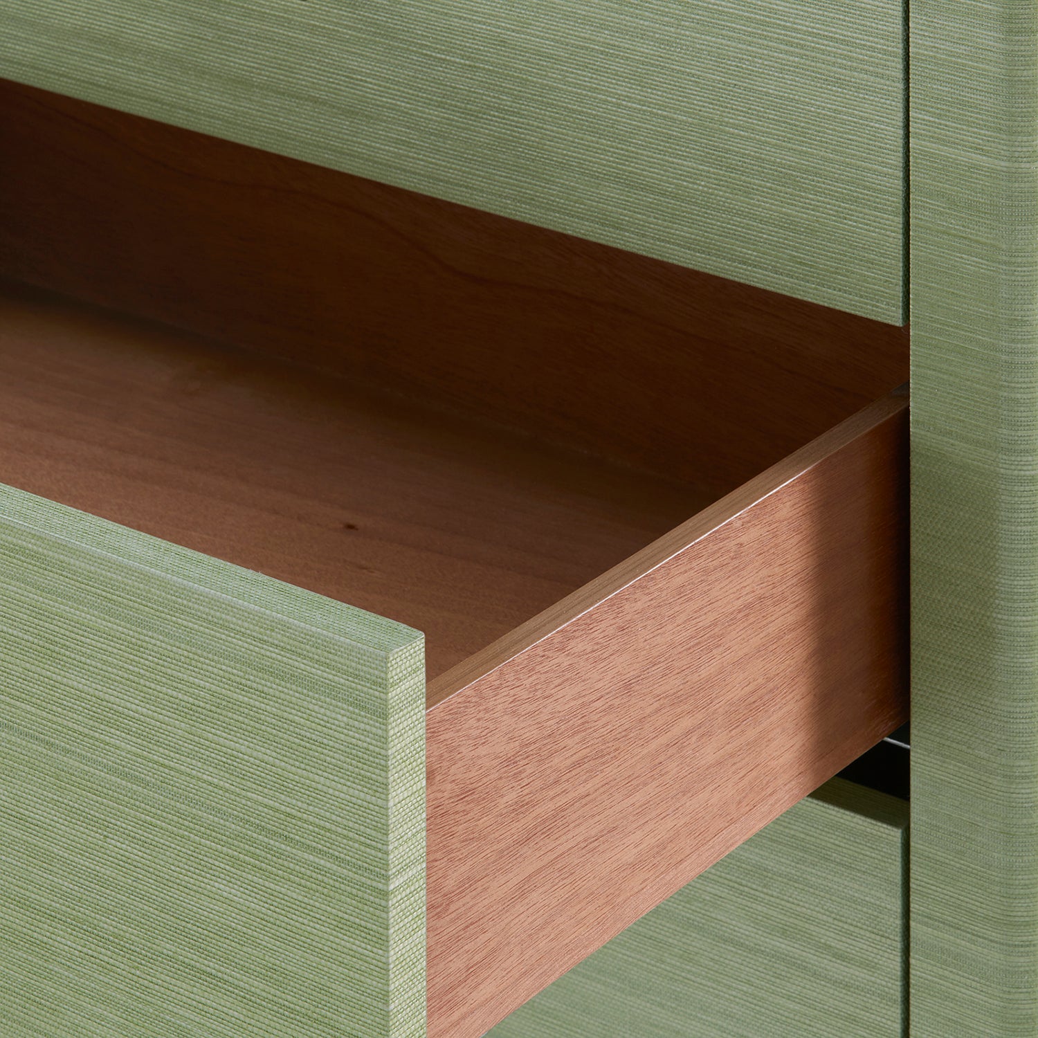 Villa and House Gianna Extra Large 6 Drawer