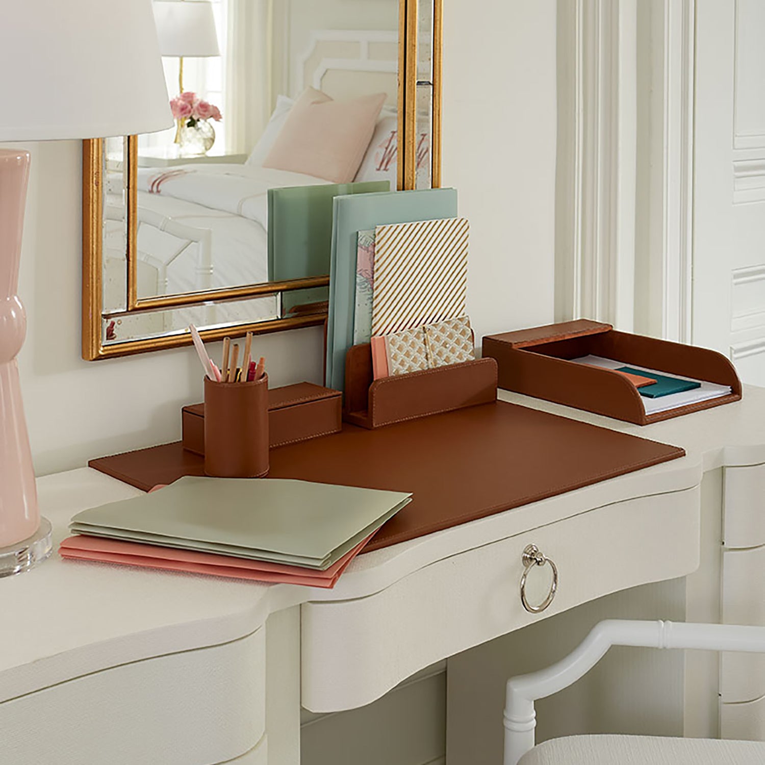 Villa and House Hunter Letter Caddy