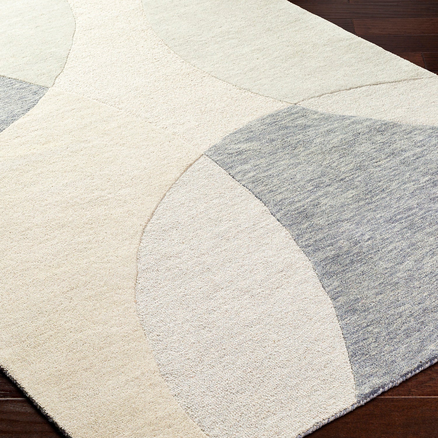 Livabliss Isabel Bubbles Hand Tufted Rug