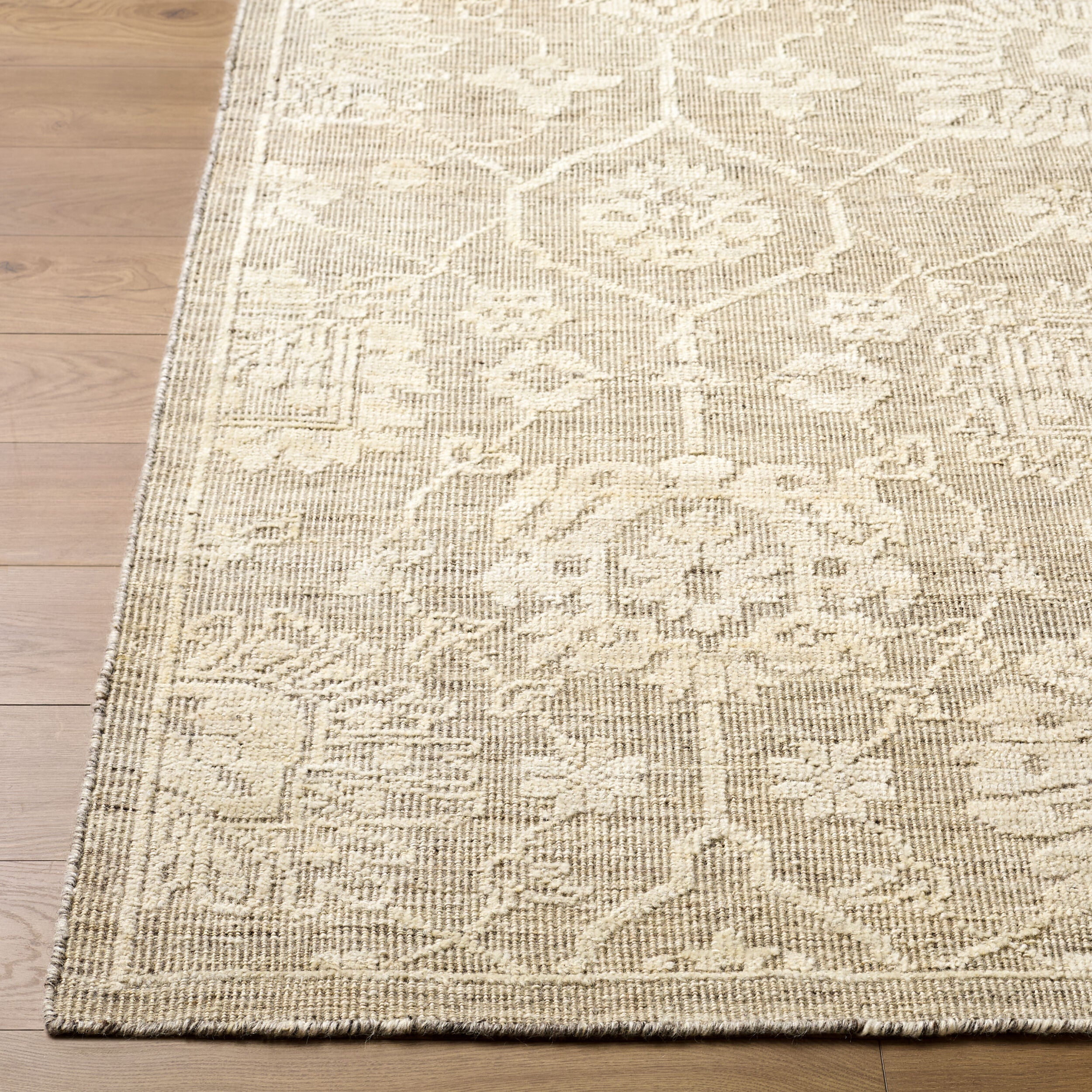 Surya Iowa IOW-2302 Hand Knotted Rug