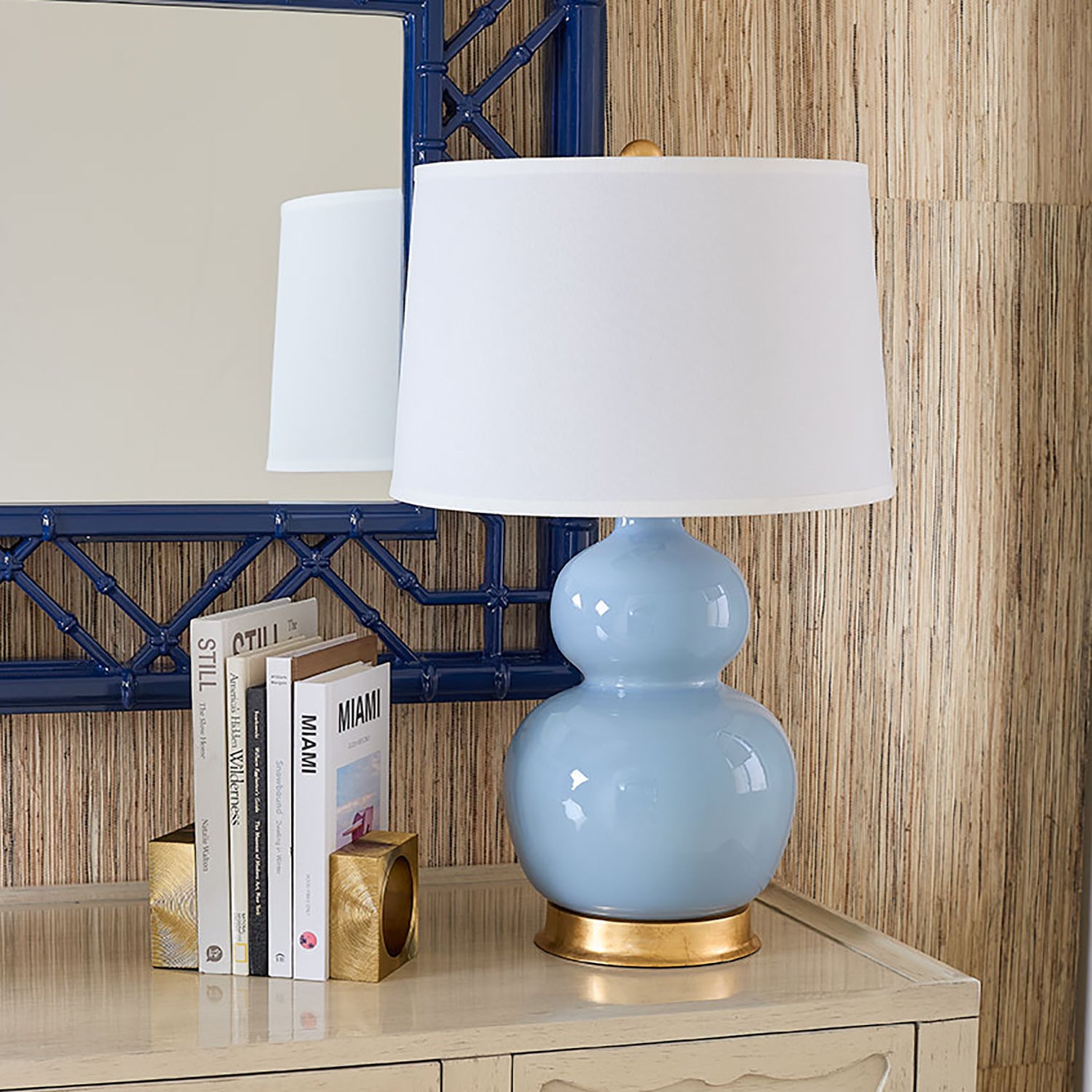 Villa and House Jade Table Lamp