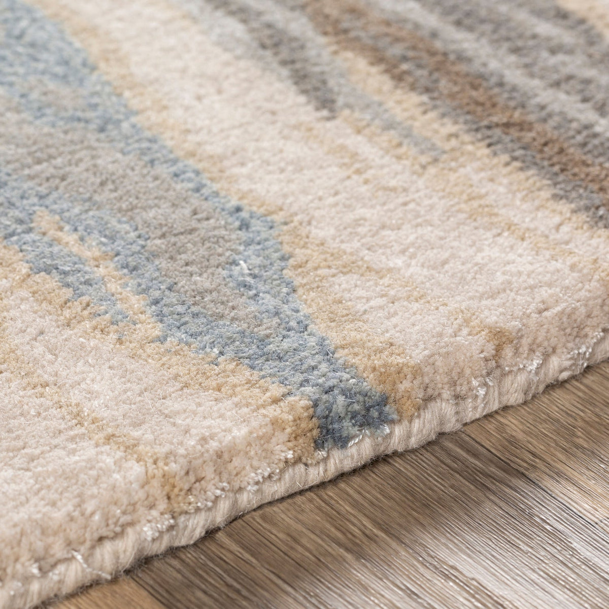 Surya Kavita KVT-2301 Hand Tufted Rug