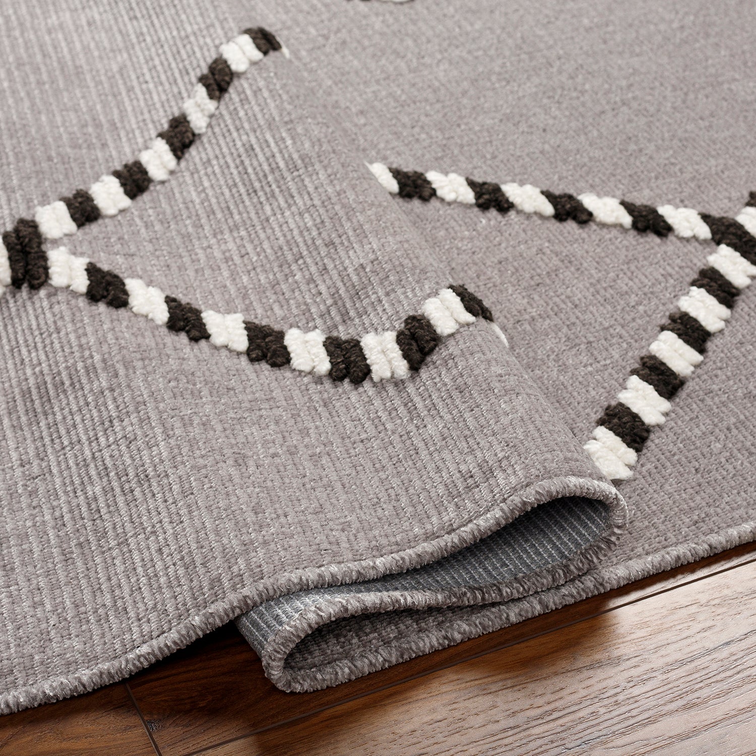 Livabliss Lyna Gray Washable Rug