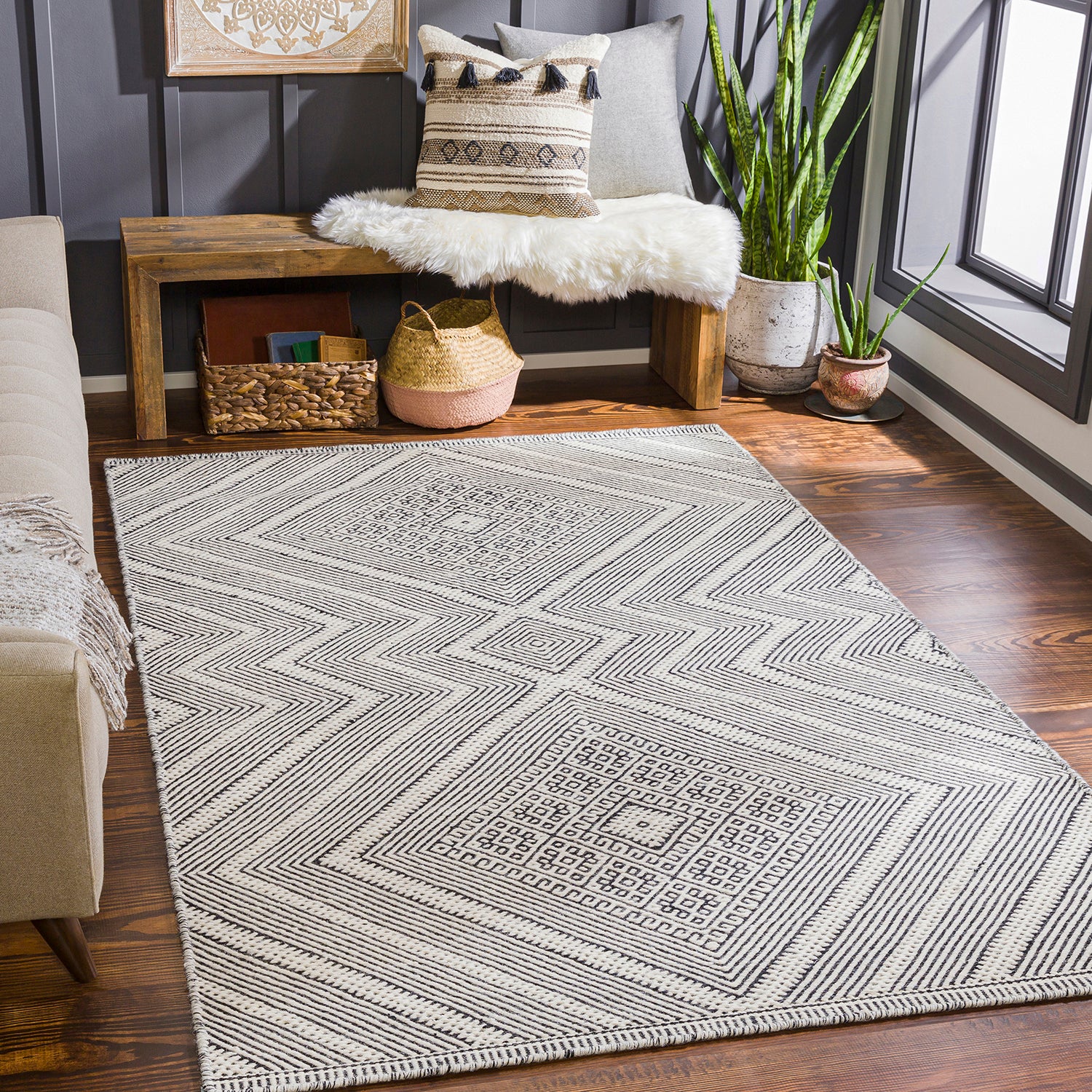 Surya Manisa Diamonds Hand Woven Rug