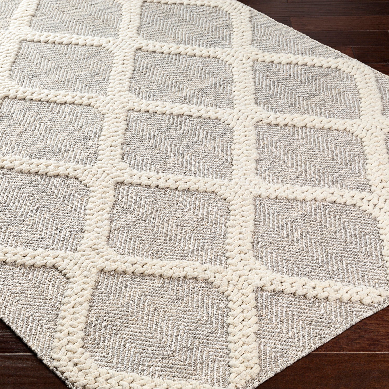 Surya Nina Diamond Hand Woven Rug