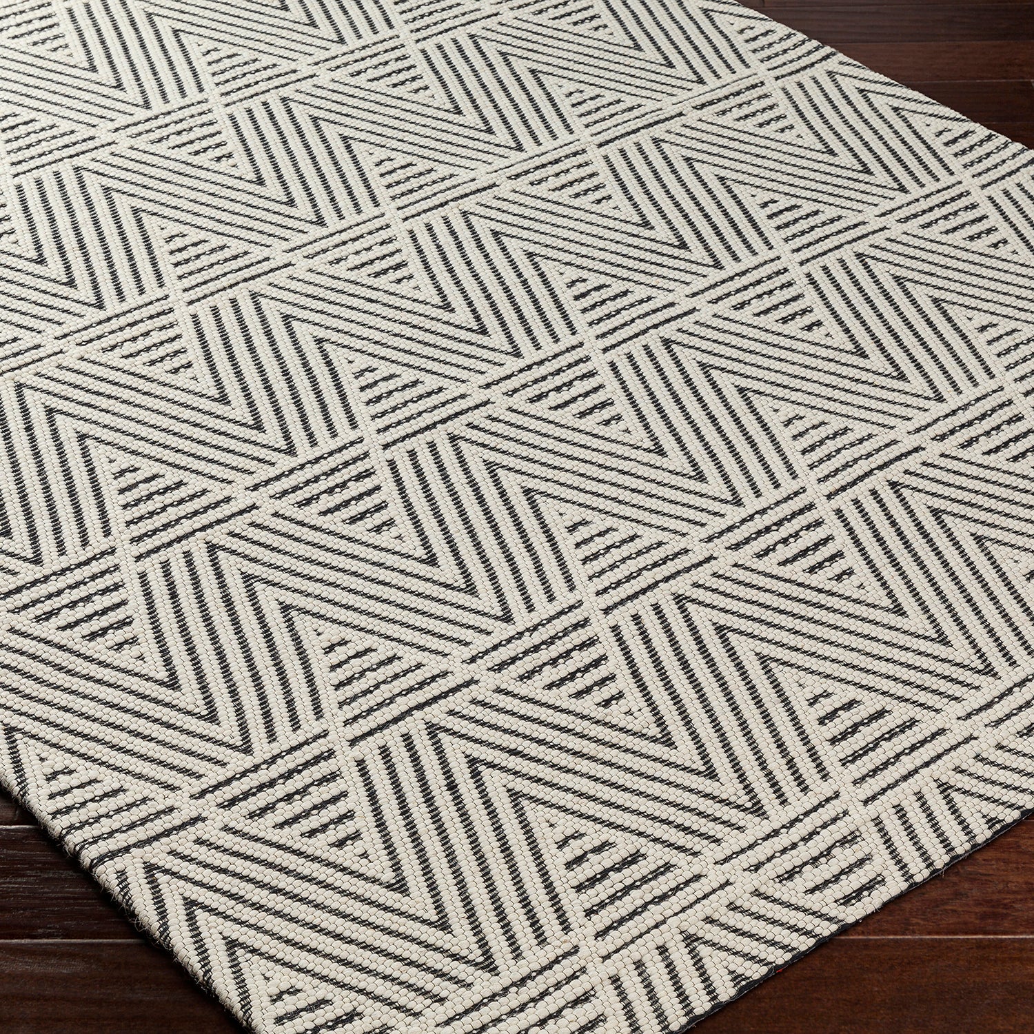 Livabliss Nevada Zig Zag Hand Woven Rug