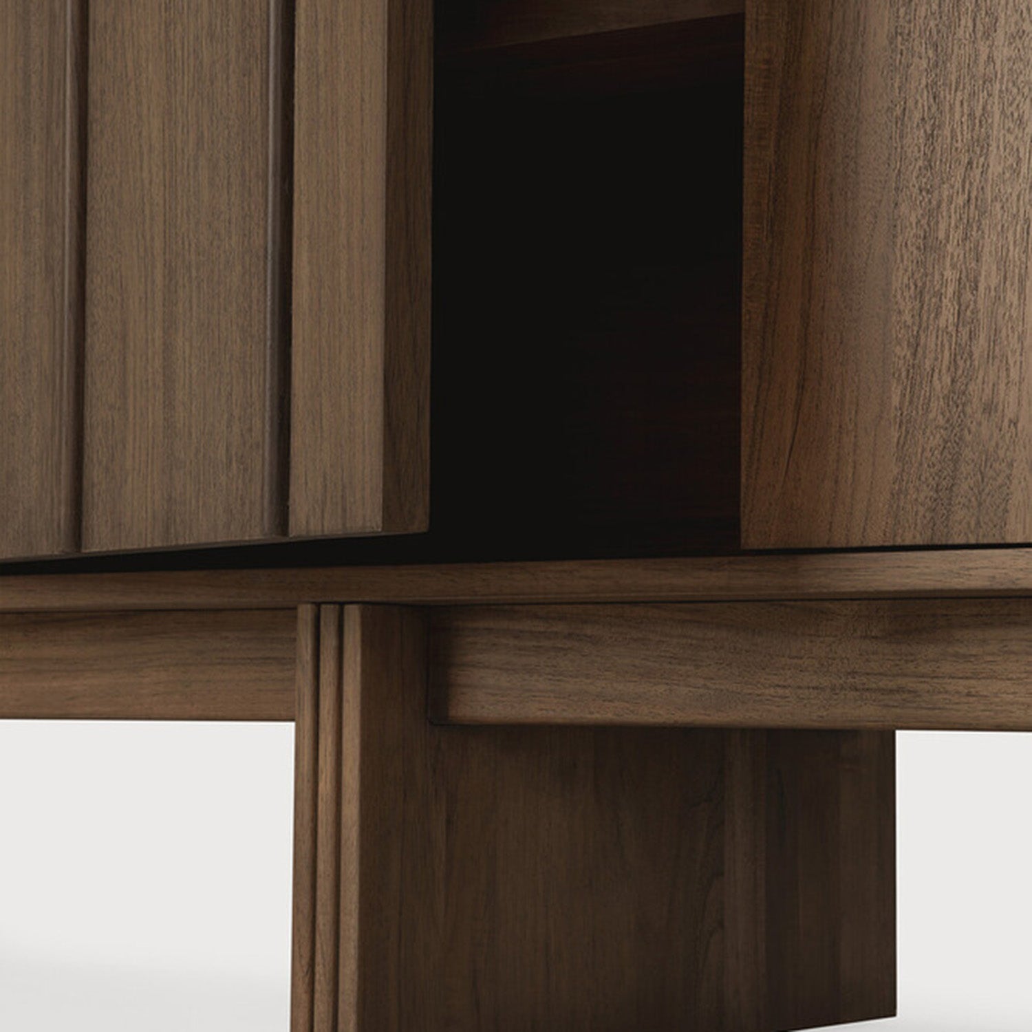 Ethnicraft Pillar Sideboard