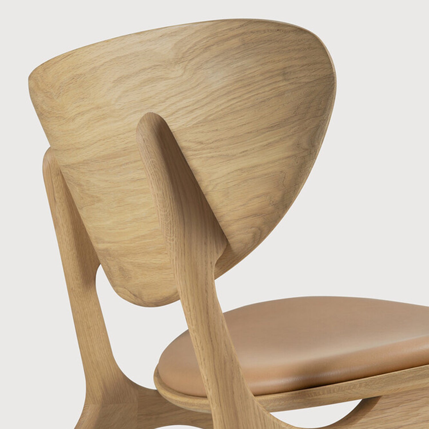 Ethnicraft Eye Lounge Leather Chair