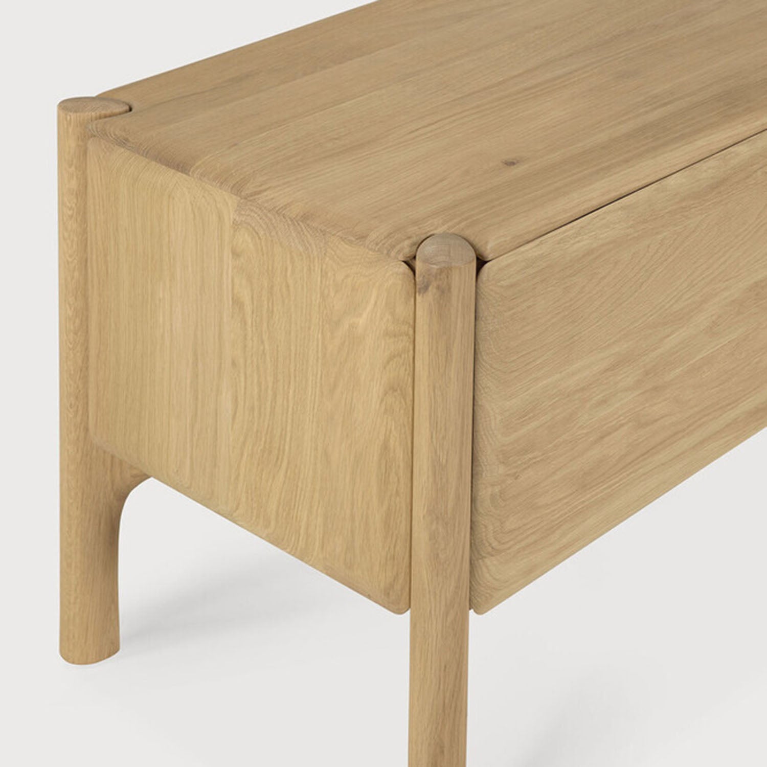 Ethnicraft PI TV Oak Cupboard