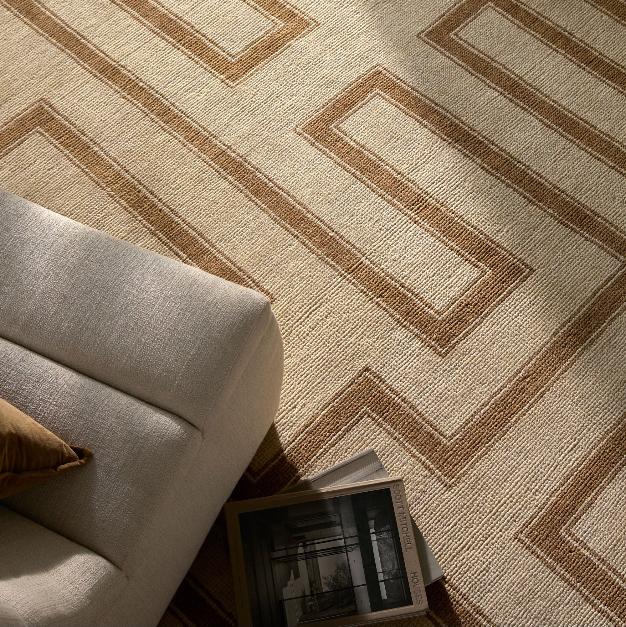 Surya Riviera RIV-2310 Hand Knotted Rug