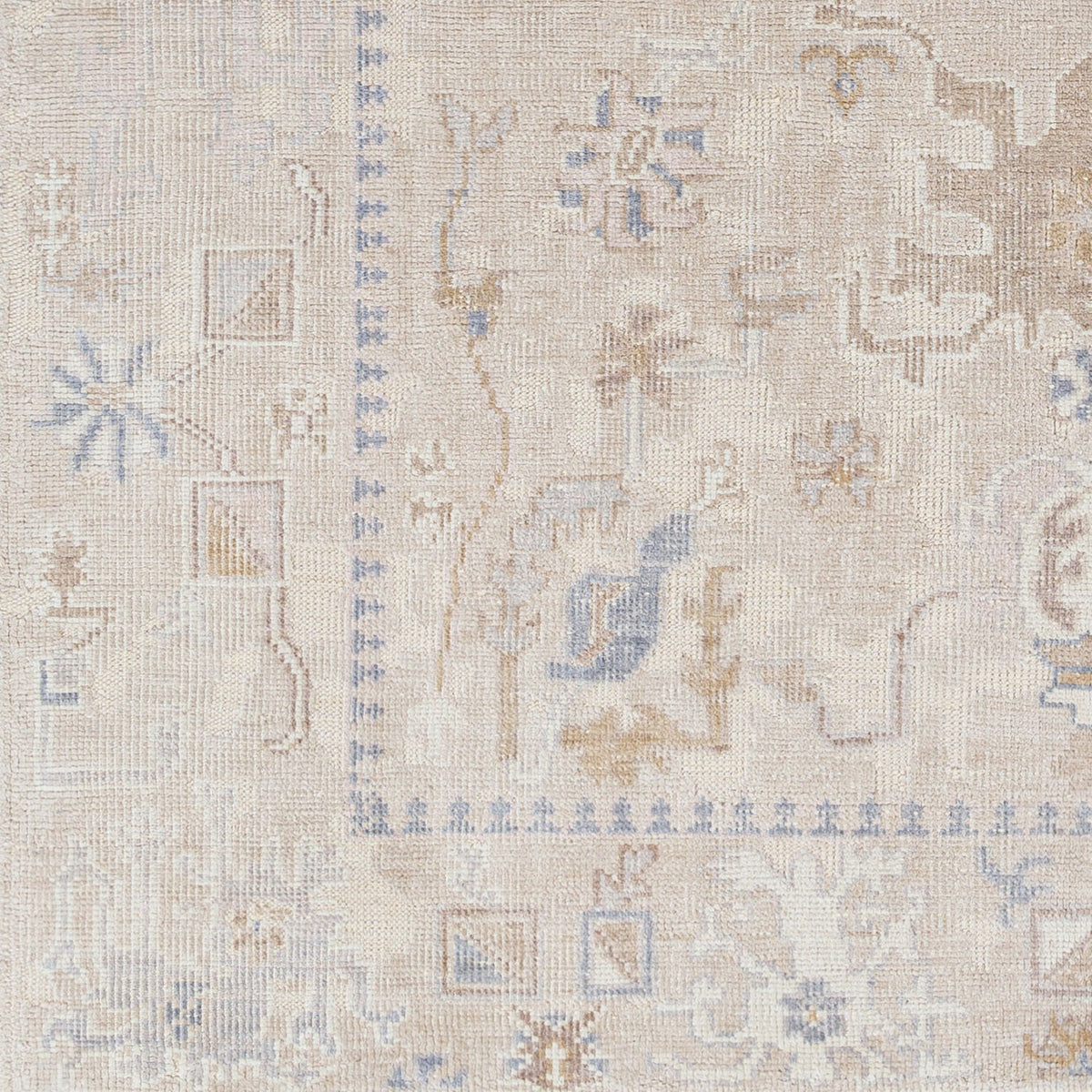 Surya Revere RVE-2309 Hand Knotted Rug