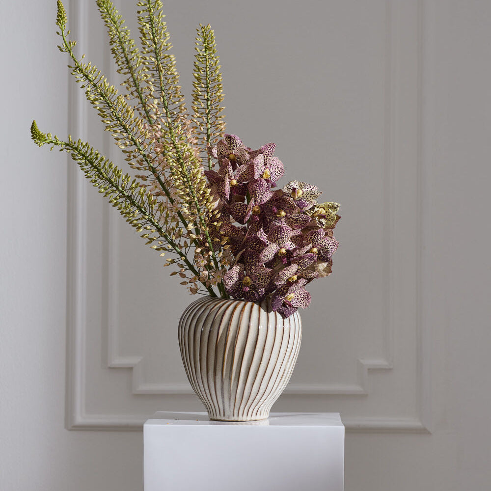 Tomar Vase decorative accent for the home