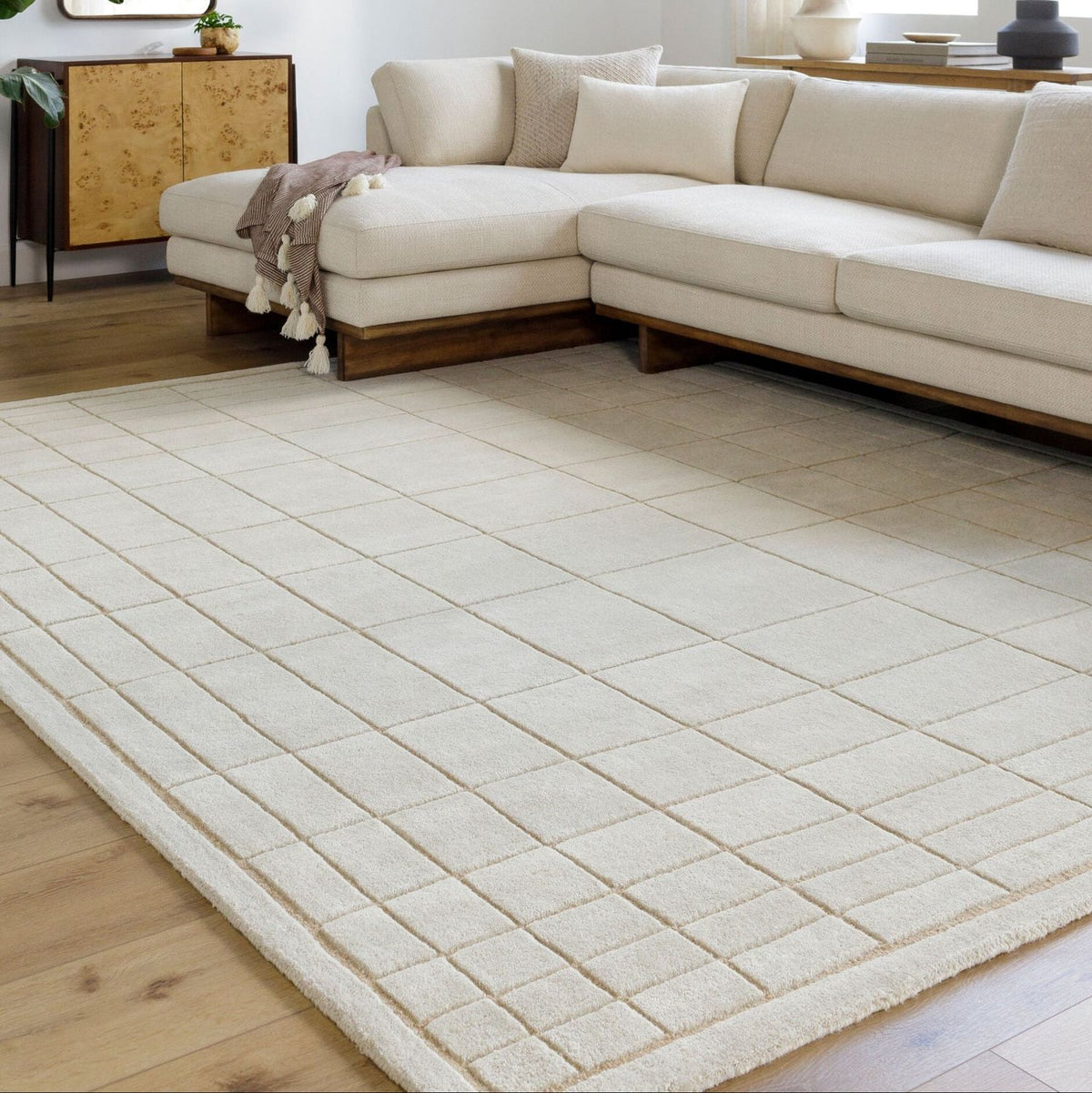 Livabliss Brook BKO-2337 Hand Tufted Rug