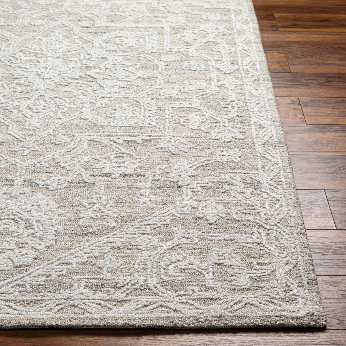 Livabliss Piazza Hand Tufted Rug