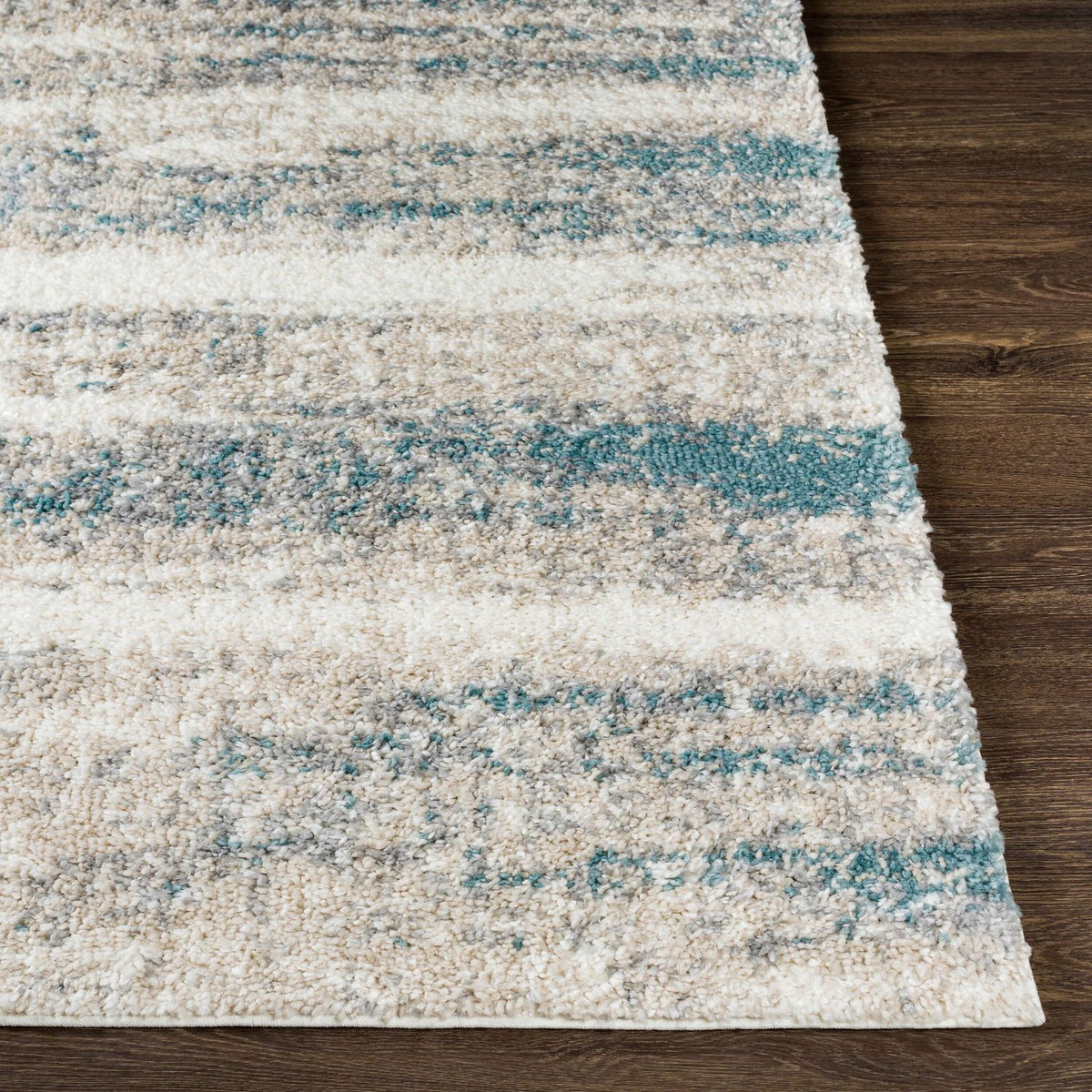 Livabliss Lyra Shag Machine Woven Rug