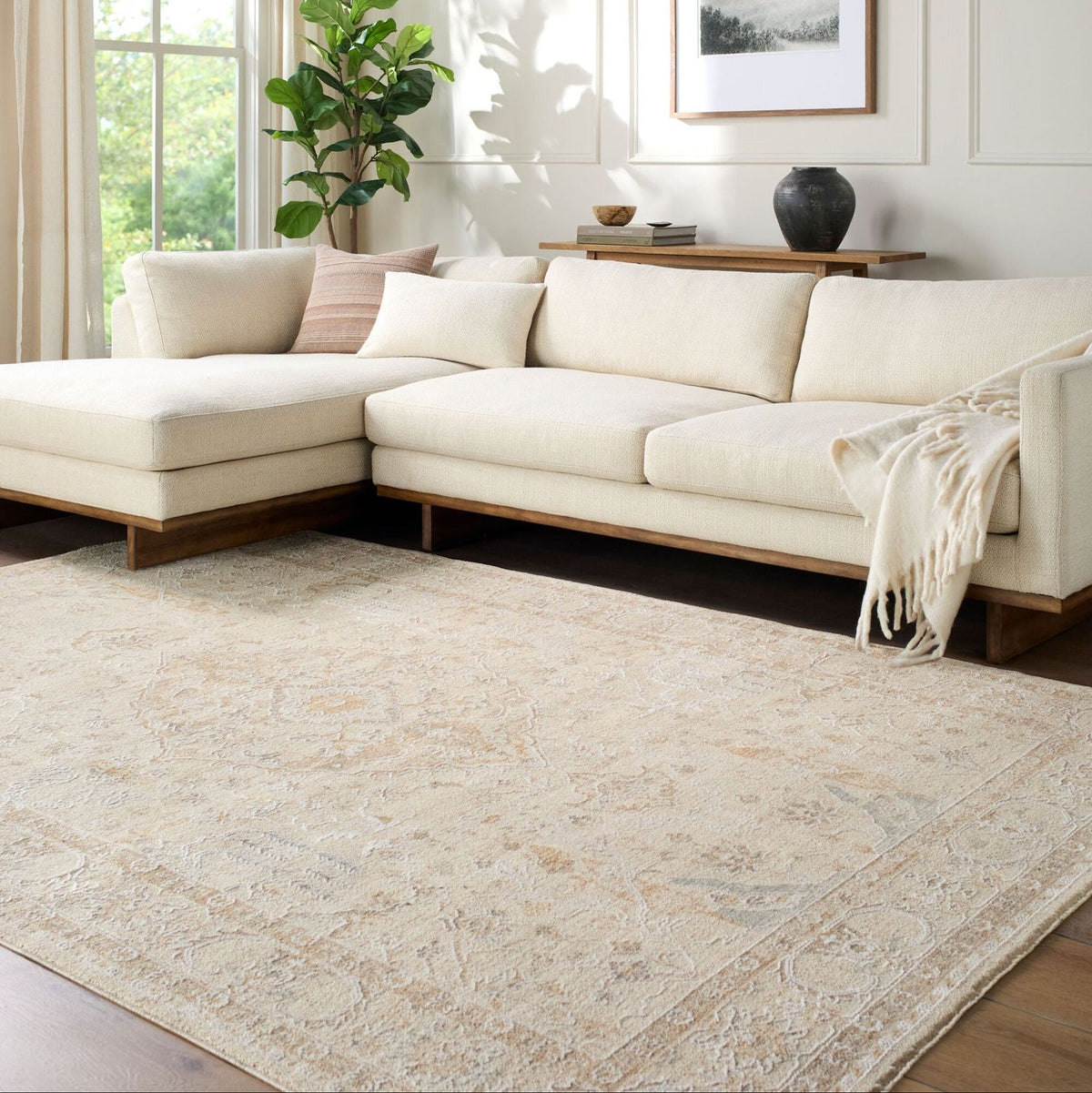 Rachel Zoe x Livabliss The Vintage Edit RZVE-2300 Machine Woven Rug