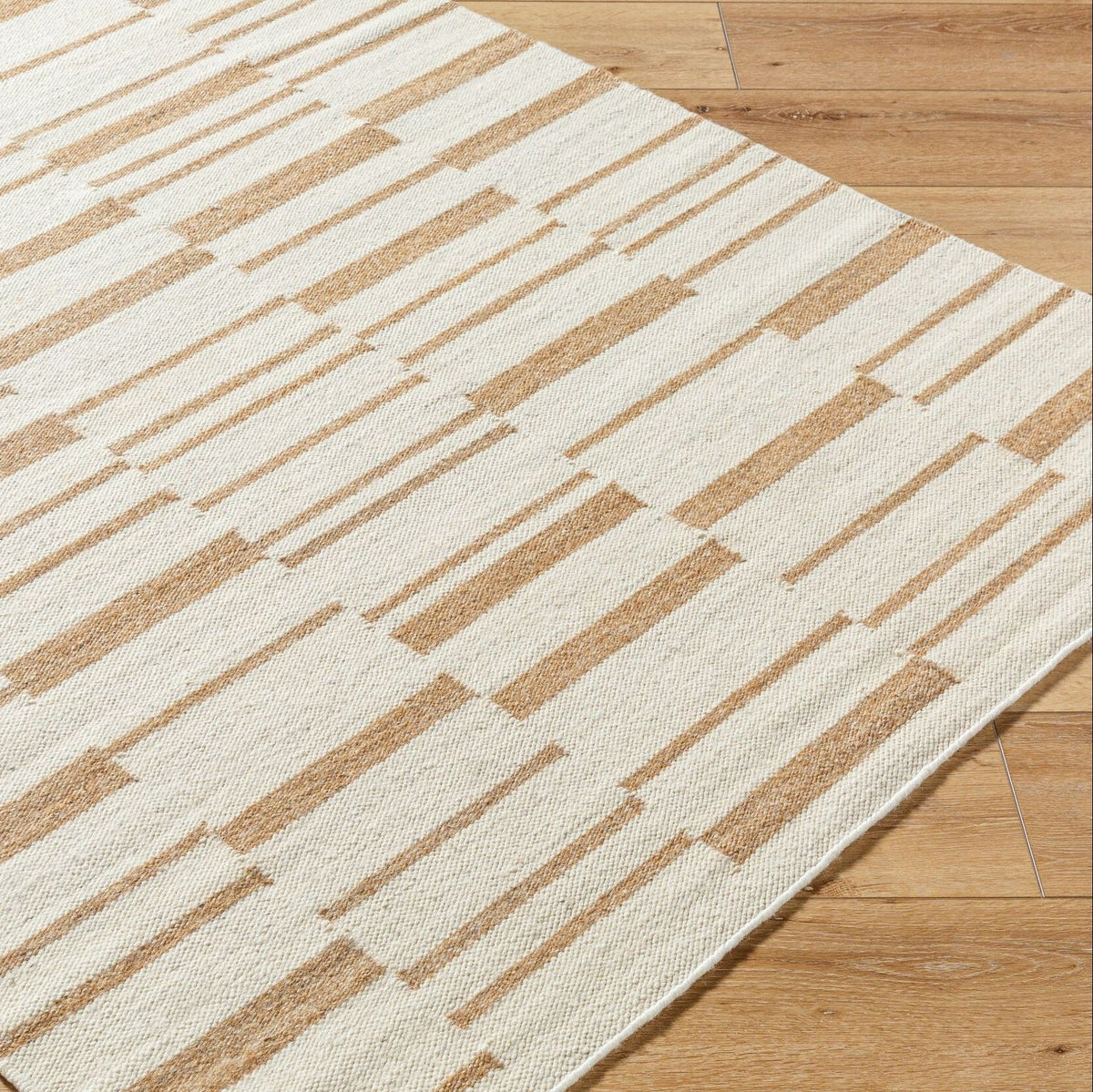 Livabliss Lanesra LAR-2300 Hand Woven Rug