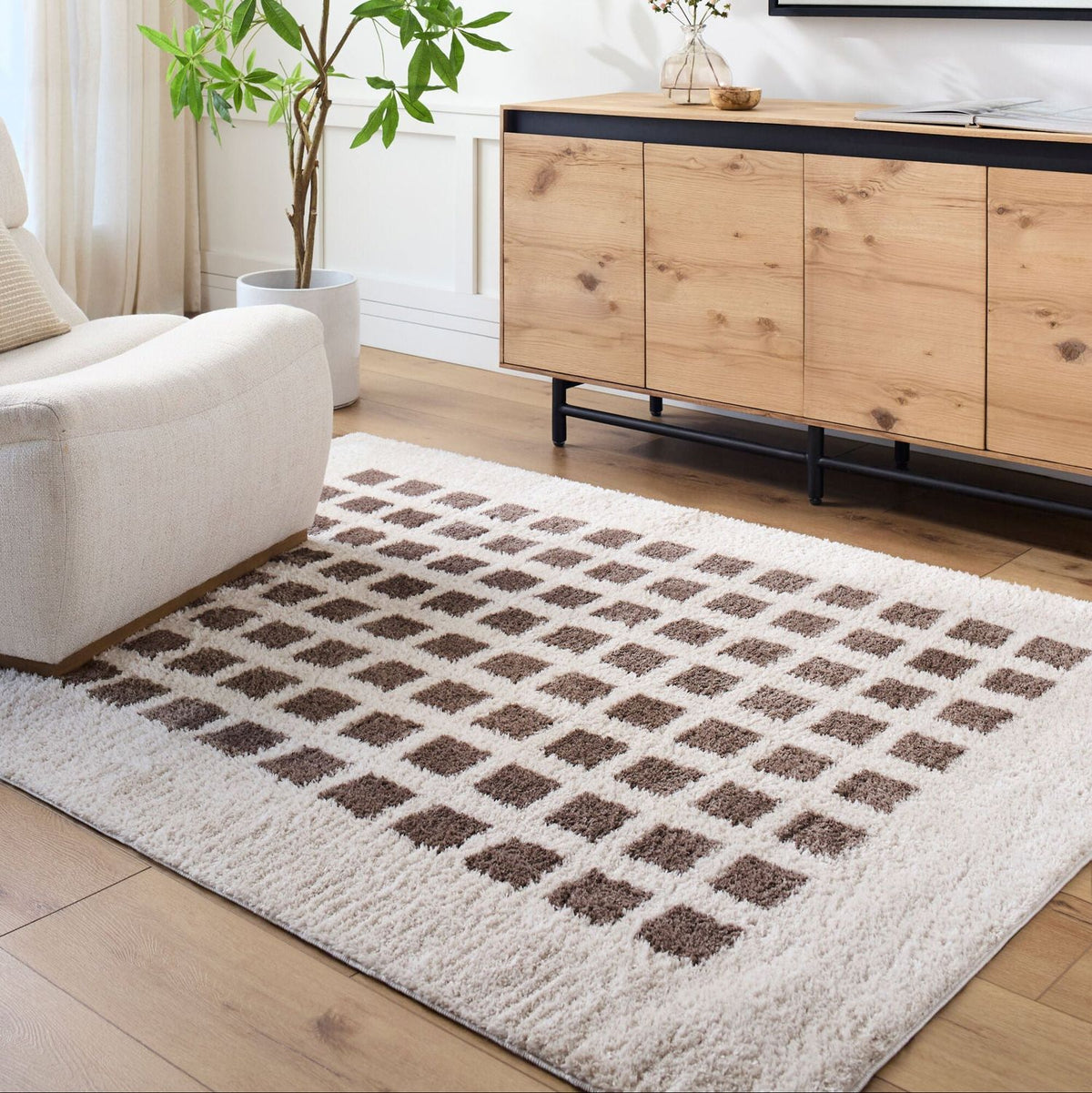 Livabliss Fossay Shag FSG-2318 Machine Woven Rug