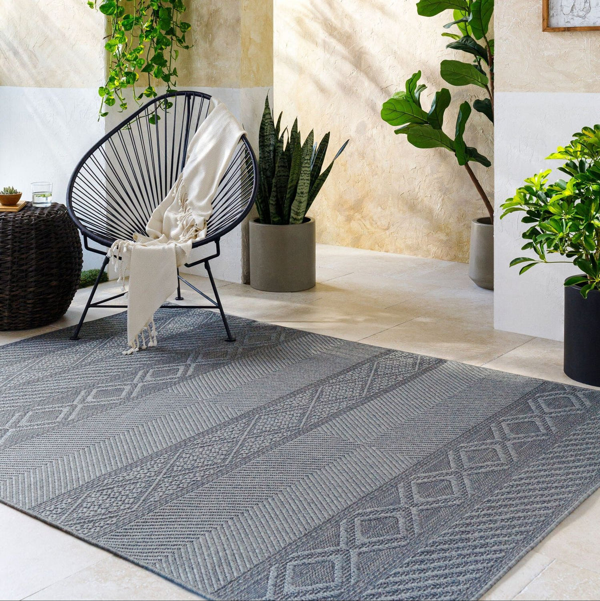 Livabliss Sandra SDR-2322 Machine Woven Indoor/Outdoor Rug