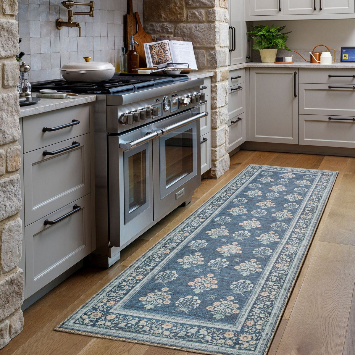 Livabliss Thistle THT-2302 Machine Woven Rug