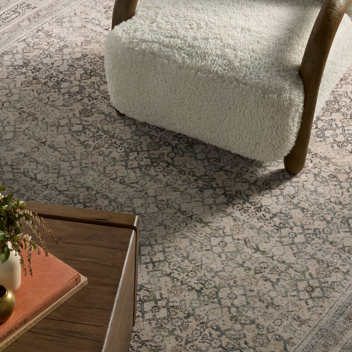 Loloi Margot Ivory / Slate Power Loomed Rug