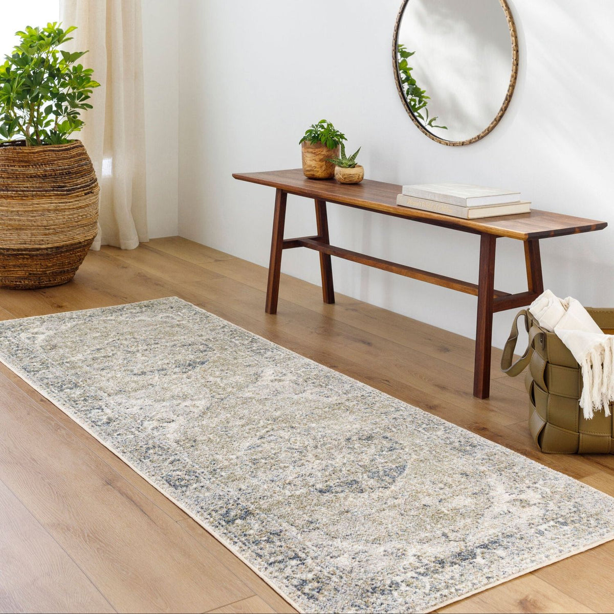 Livabliss Lillian LLL-2311 Machine Woven Rug