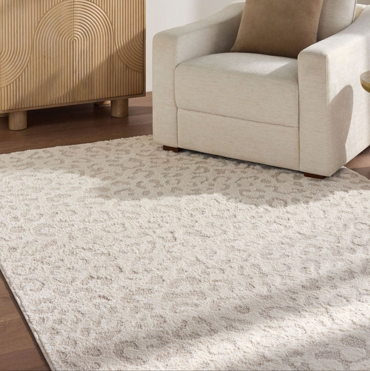 Rachel Zoe x Livabliss The Studio Edit RZSE-2319 Machine Woven Rug