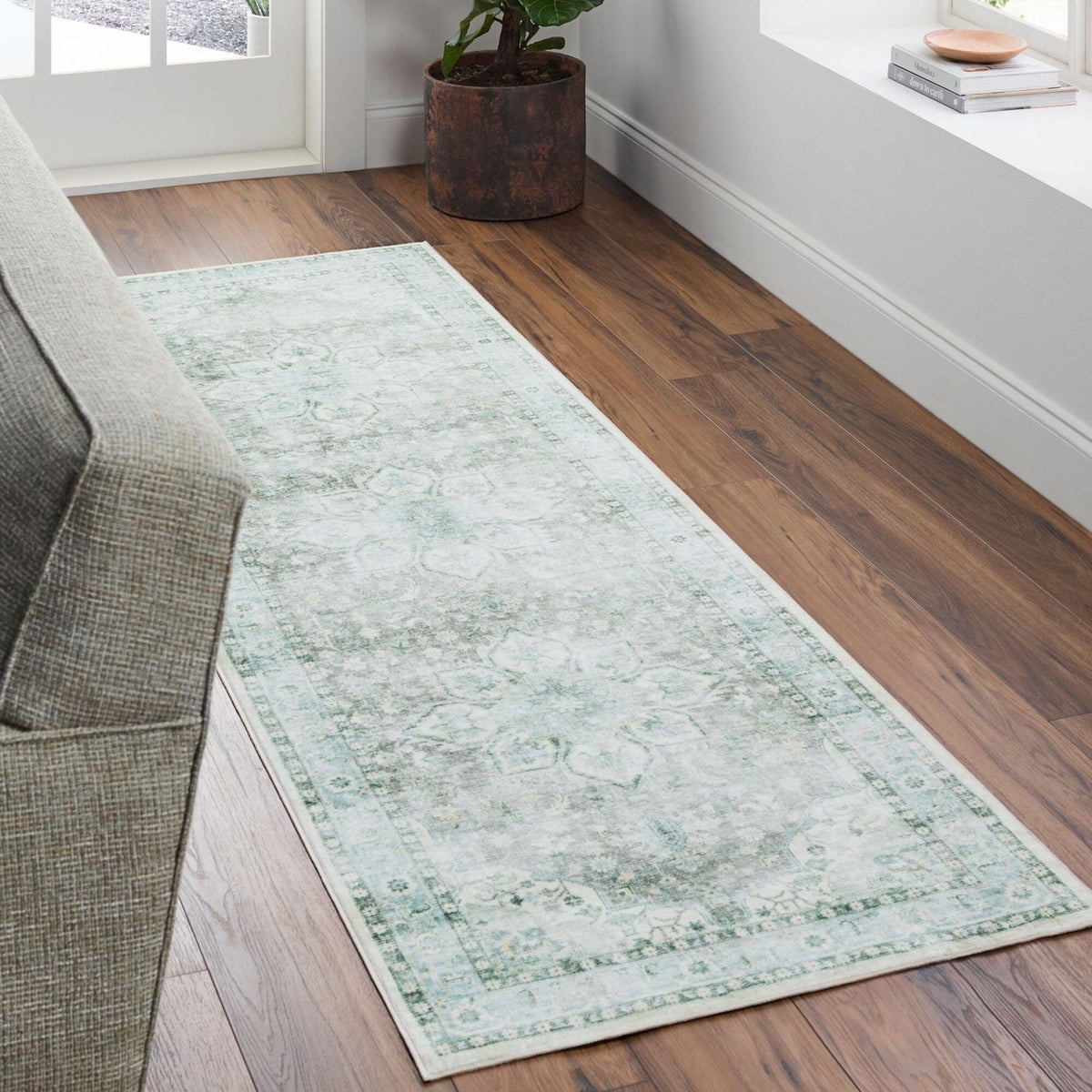 Livabliss Lavable LVB-2313 Machine Woven Rug