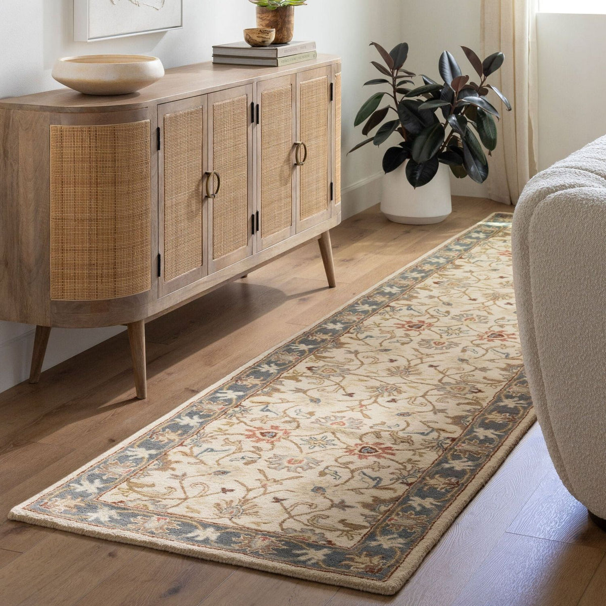 Livabliss Caesar CAE-1125 Hand Tufted Rug