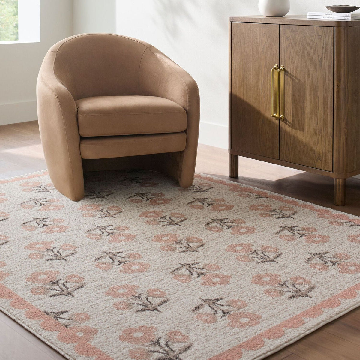 Jenni Yolo Home x Livabliss Louise JYLS-2300 Machine Woven Rug