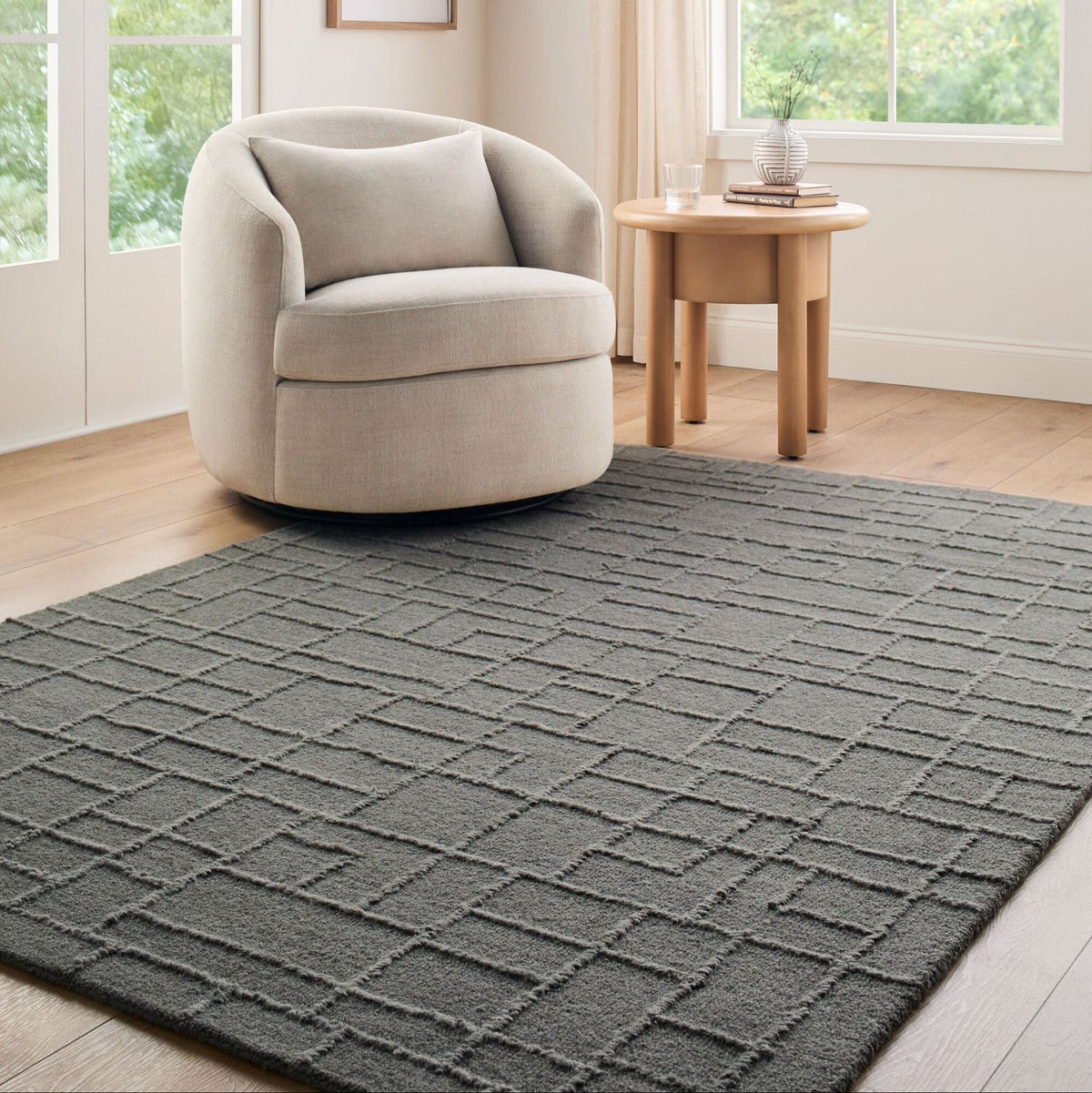 Livabliss Matterhorn MTH-2301 Hand Tufted Rug