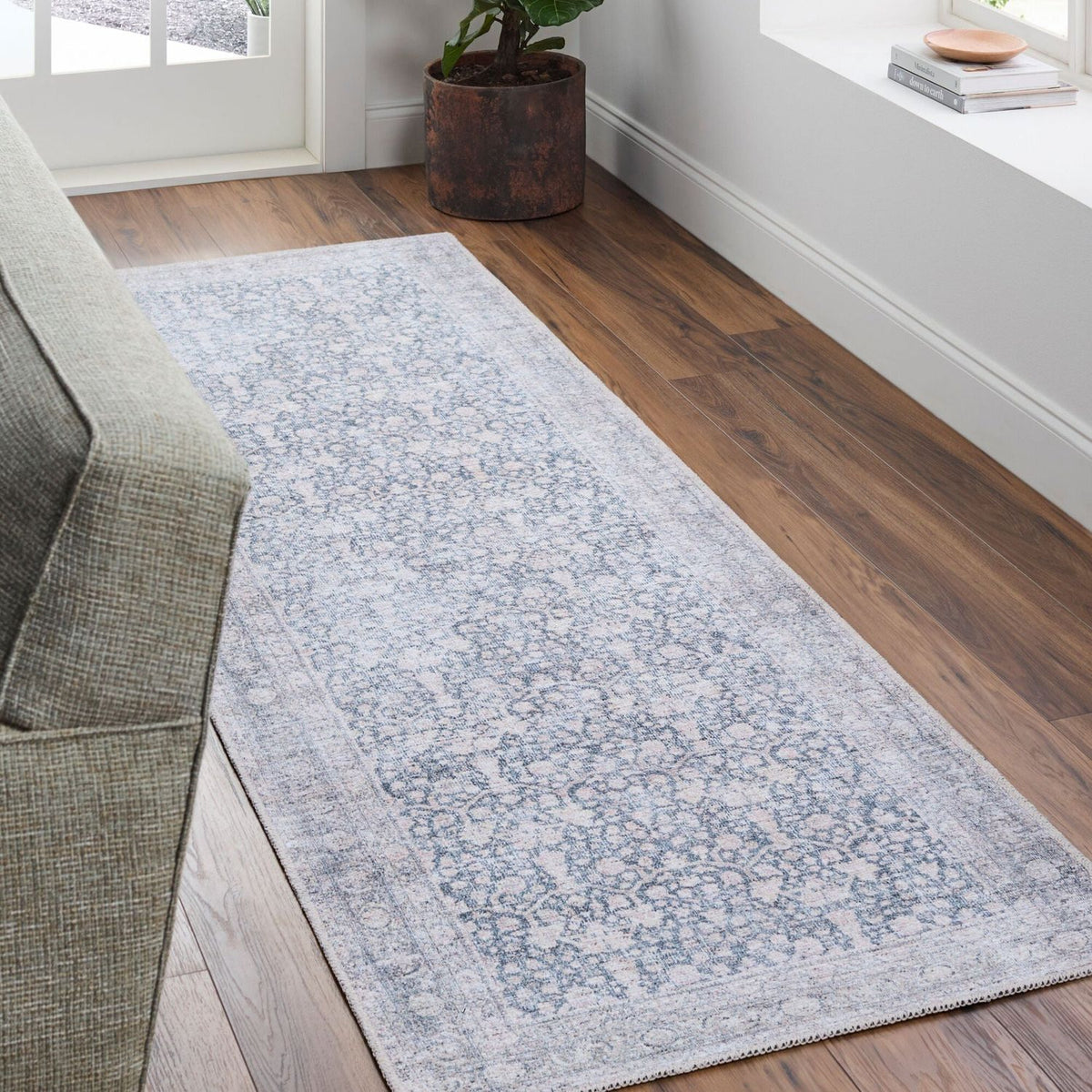 Livabliss Lorelai VVLO-2304 Machine Woven Rug