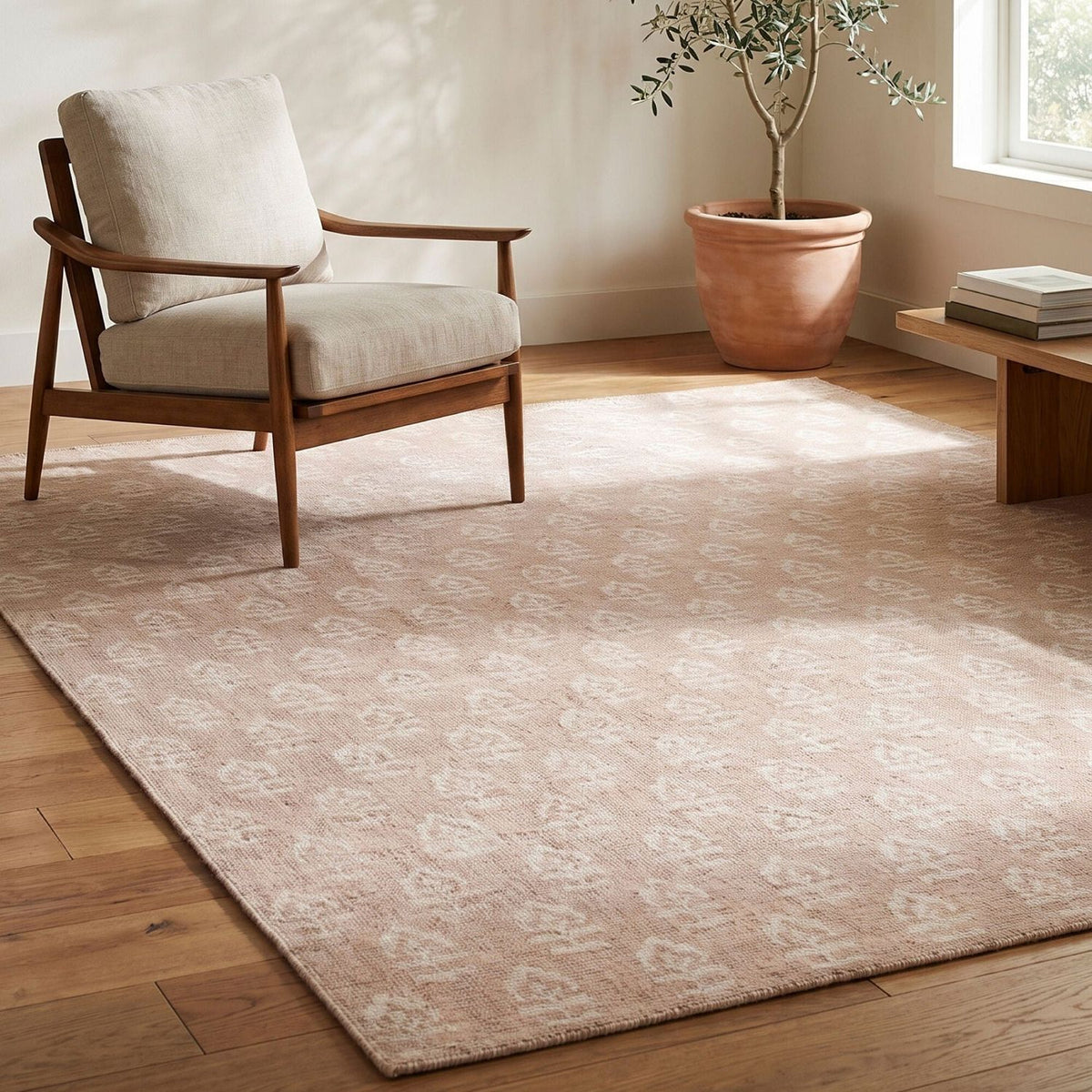 Jenni Yolo Home x Livabliss Flora JYFL-2300 Machine Woven Rug