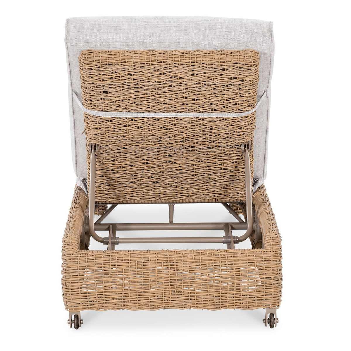 Margaritaville Somerset Outdoor Chaise in Poros Dune