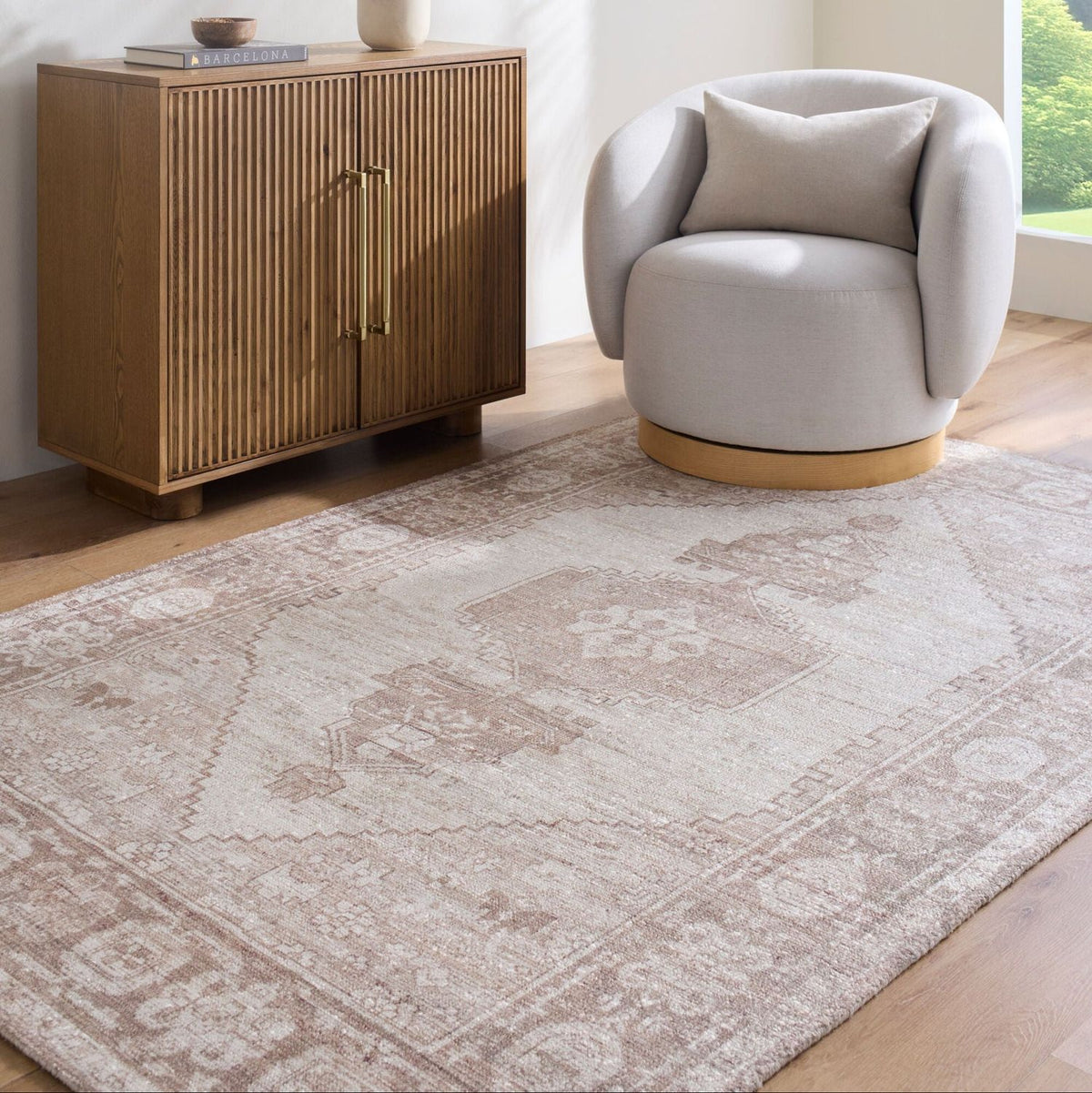 Livabliss Unique UNQ-2327 Hand Tufted Rug