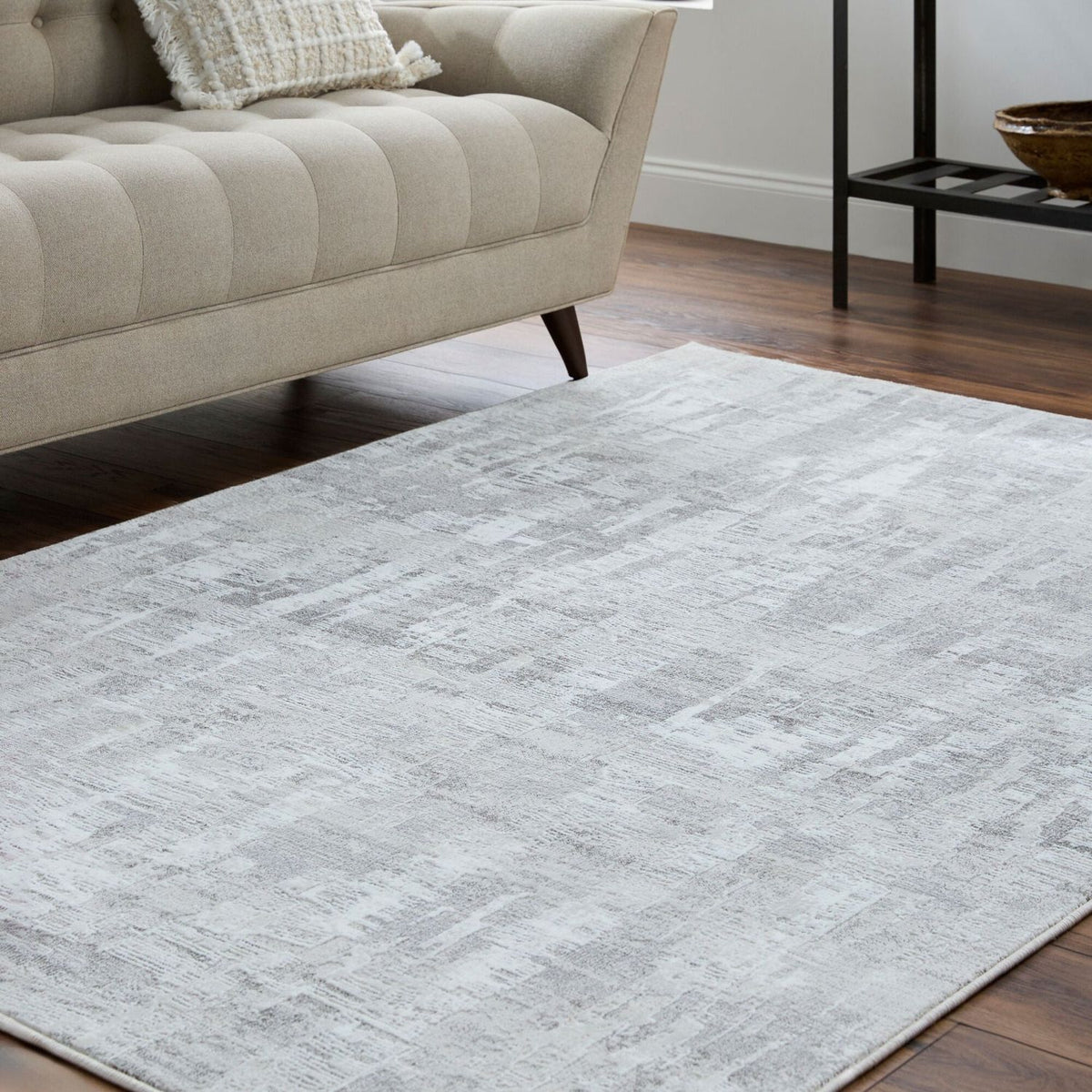 Livabliss Lorenz LTZ-2304 Machine Woven Rug